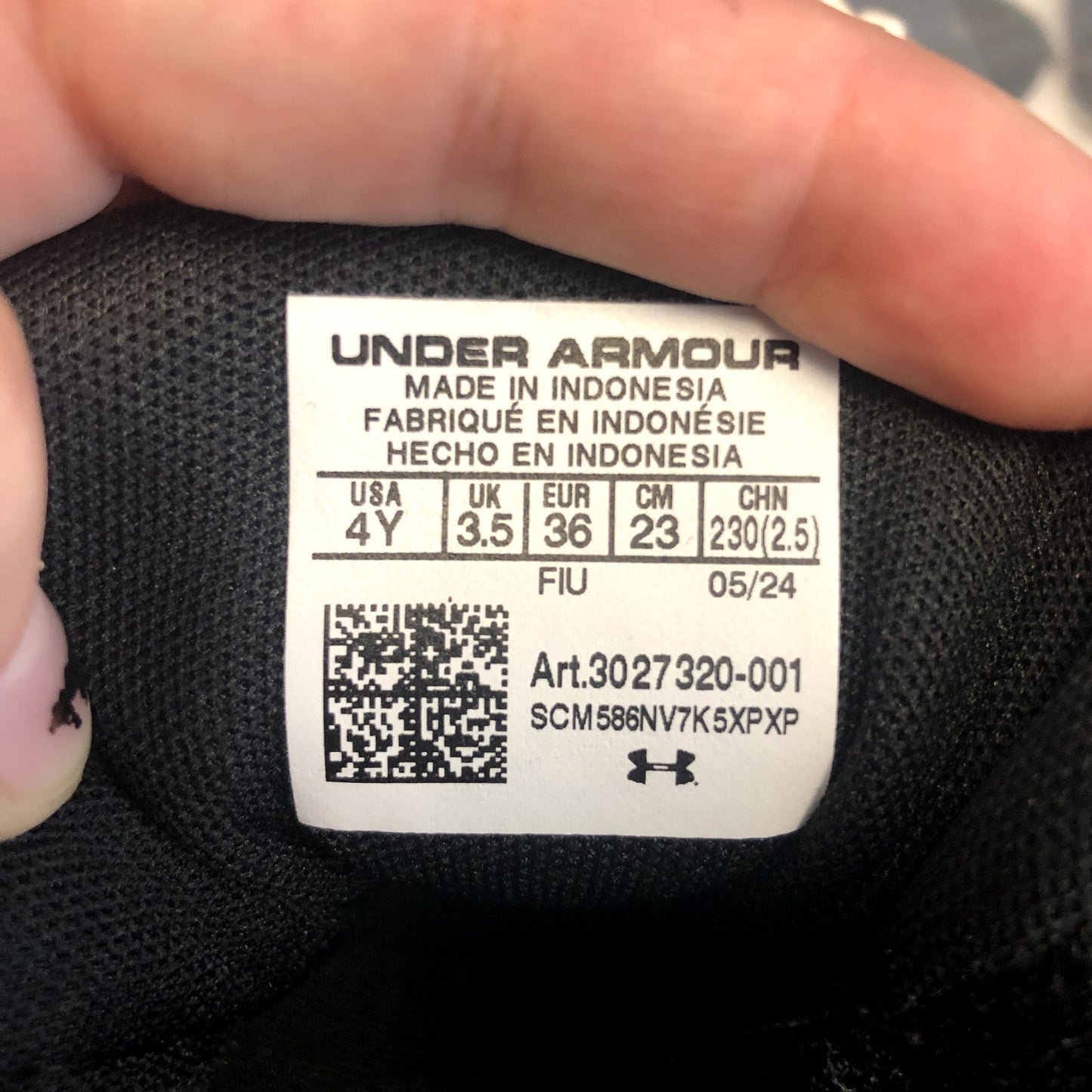 Under Armour Boys Spotlight Fran 4.0 Football Cleats Size 4 Black White NWOB