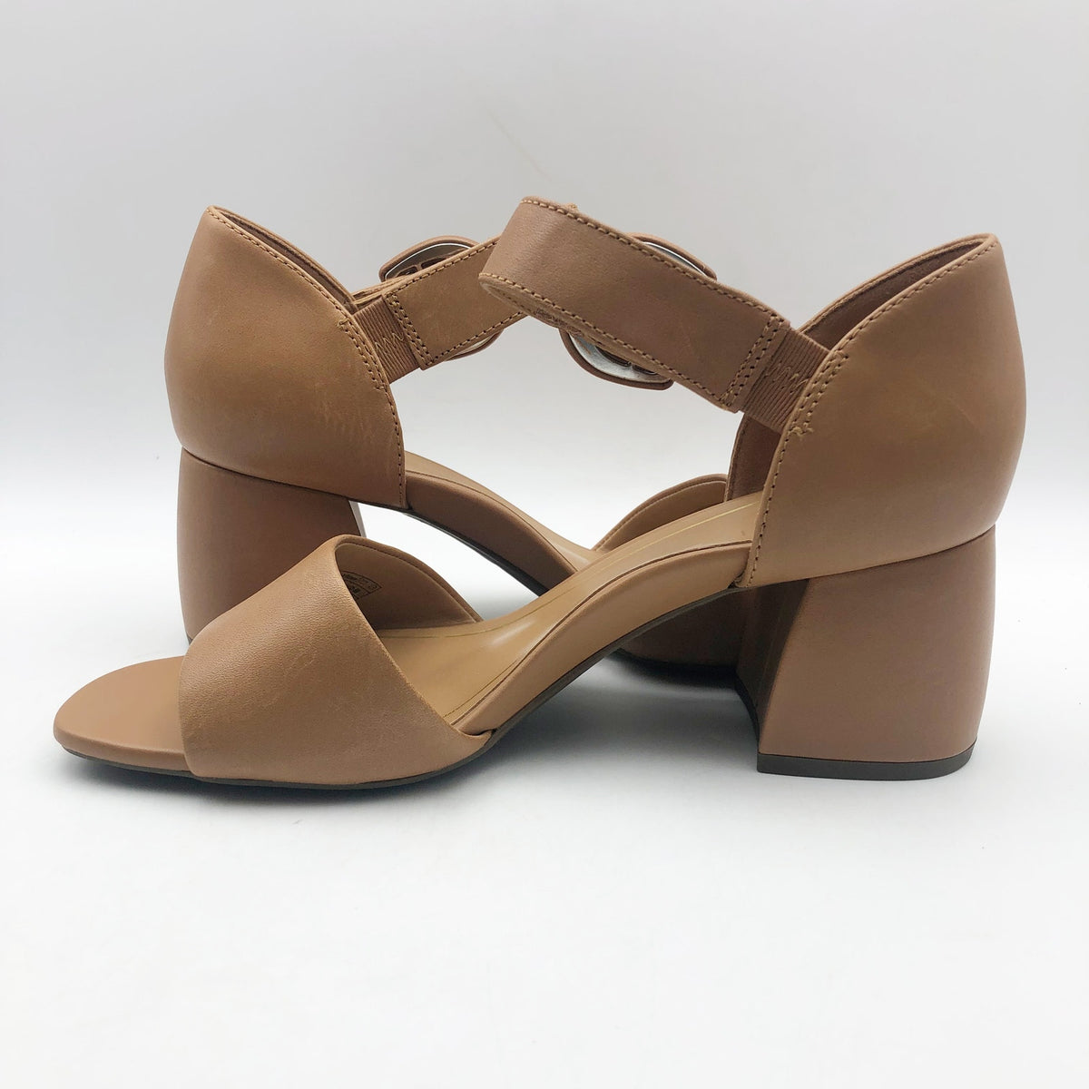 VIONIC Womens Chardonnay Heeled Sandals Size 8 M Camel Tan Leather NWOB
