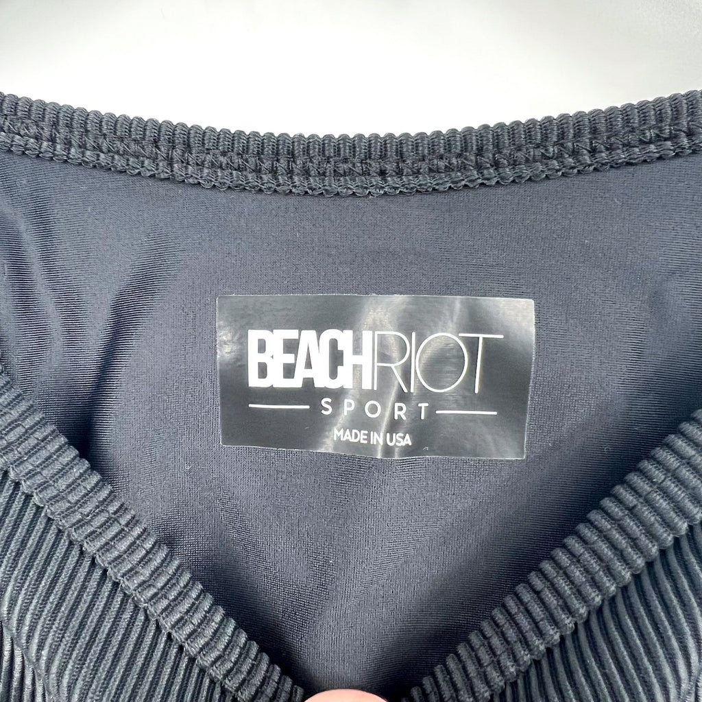 BEACH RIOT Women's Anna Tank Top Medium Black Ribbed Crop NWT