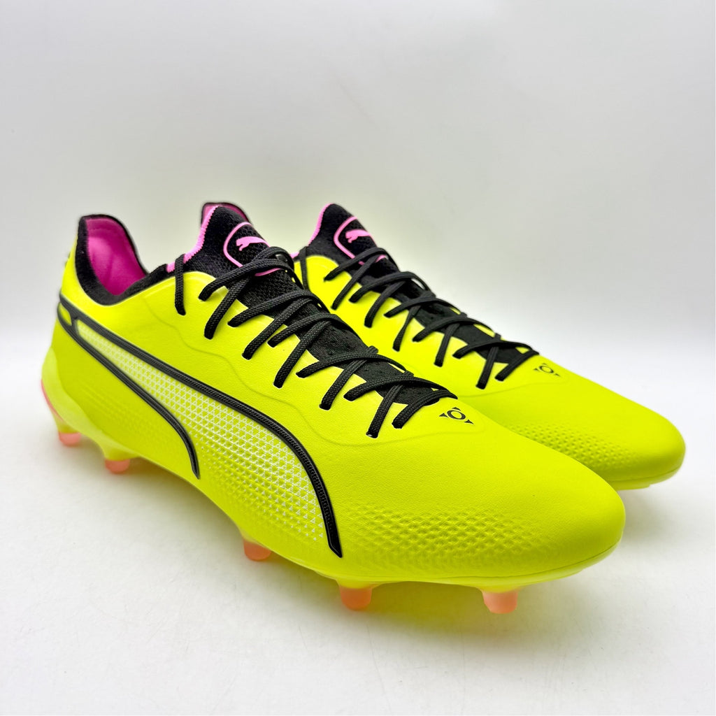 PUMA Mens King Ultimate Soccer Cleats Size 10.5 EU 44 Neon Yellow Athletic NWOB