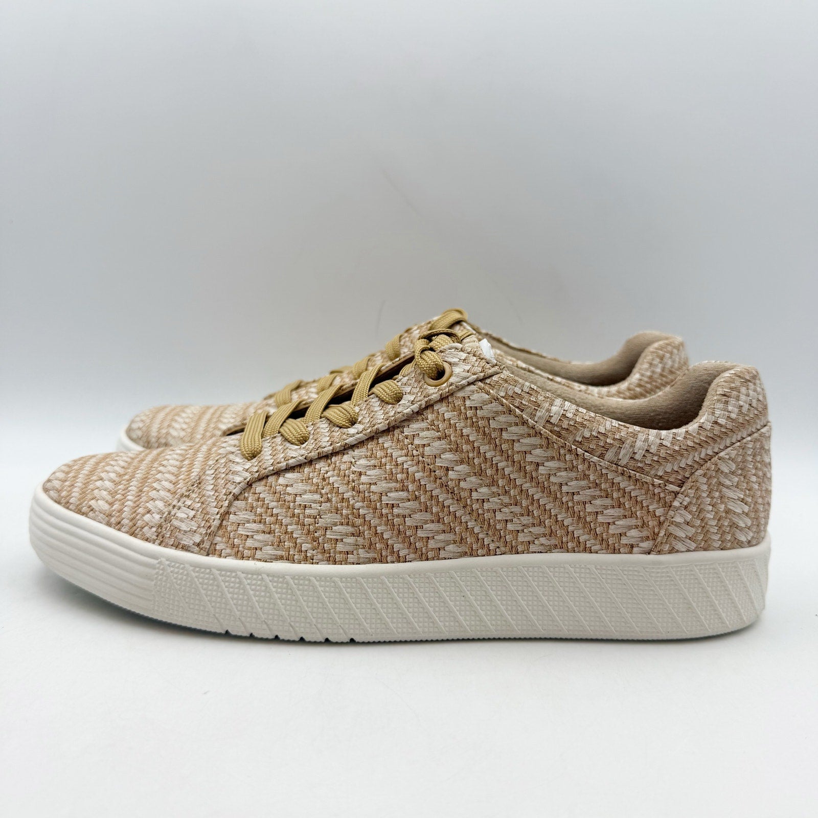 SOUL Naturalizer Womens Neela Sneakers US 8 M EU 38.5 Beige Woven NIB