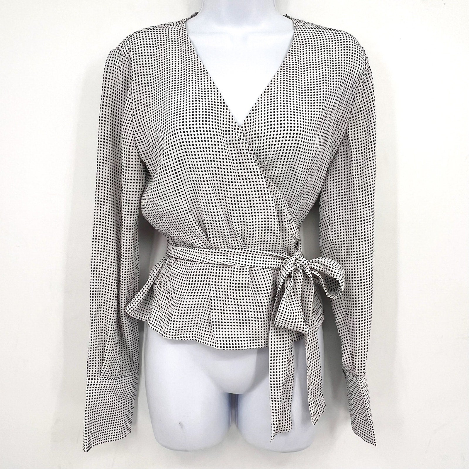 EQUIPMENT Women's Cenna Wrap Blouse Medium White Black Polka Dot Silk NWT
