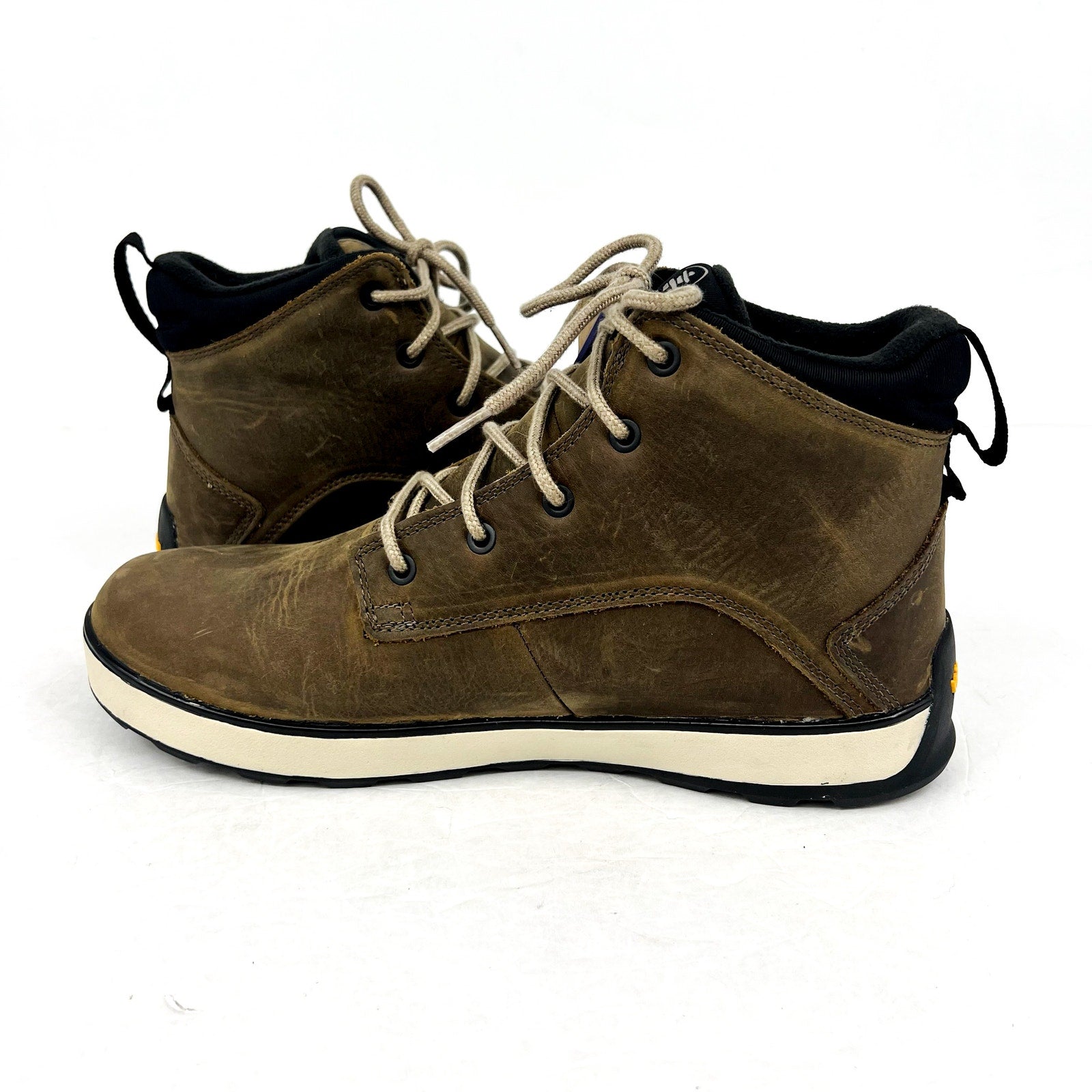 Kamik Mens Spencer Mid Boots US 10 EU 43 Brown Fossil Leather Waterproof NIB