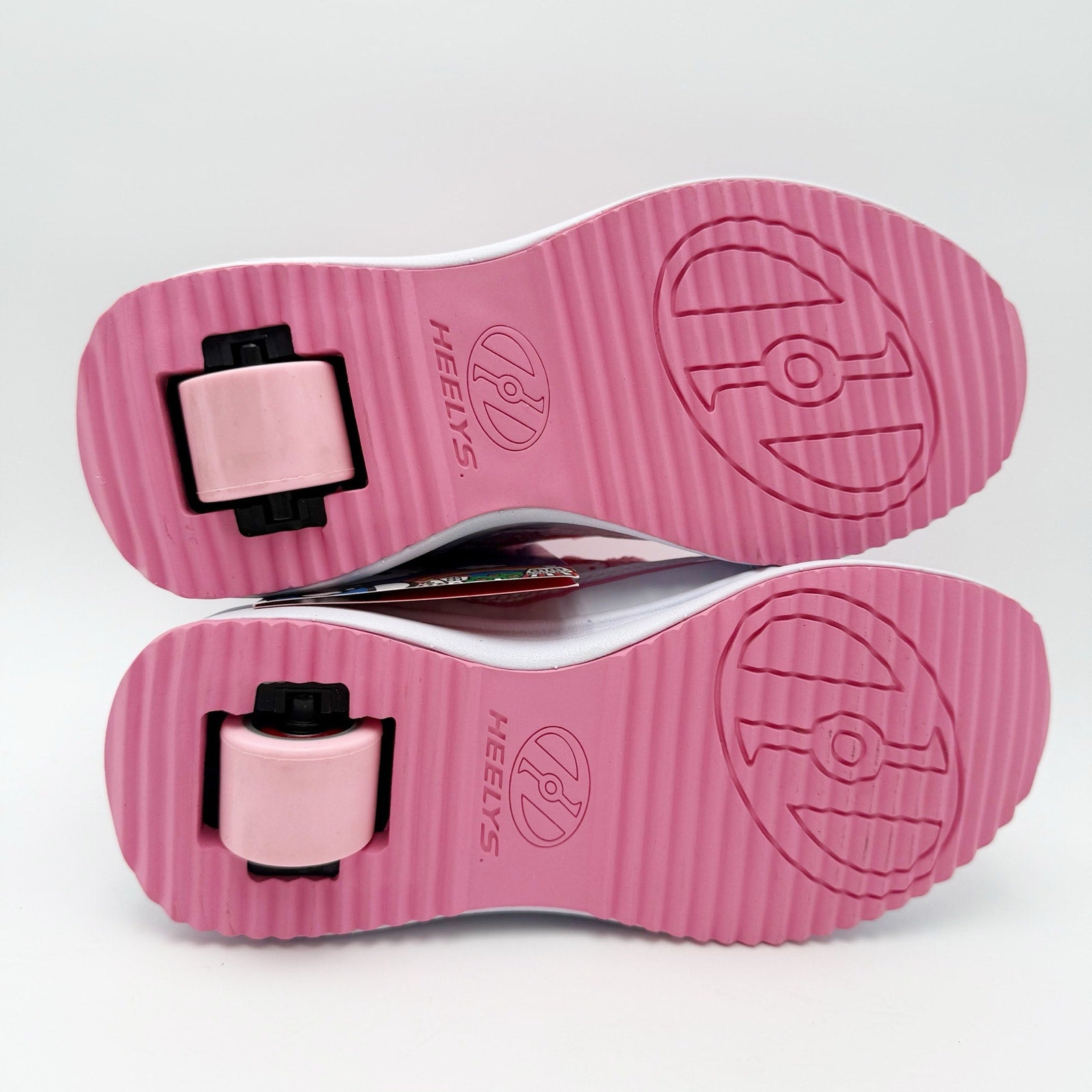 Heelys Girls Veloz Chi Hello Kitty Sneakers US 3 EU 34 Pink Canvas NIB