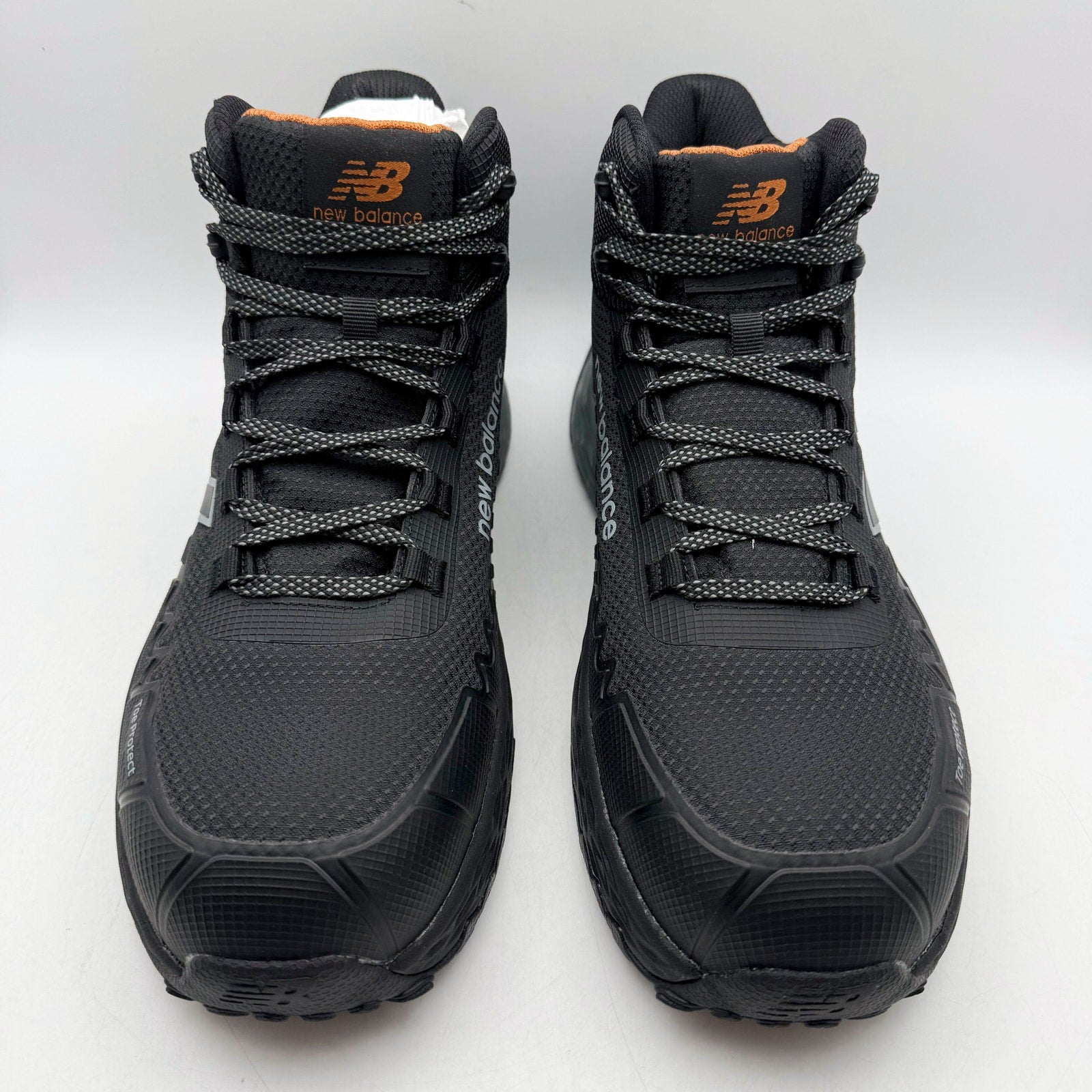New Balance Womens Cremorne Fresh Foam Mid Work Shoes 7 WIDE Black CT SR NIB