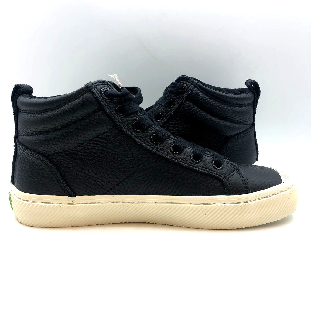 Cariuma OCA High Sneakers Womens 8.5 Mens 7 Black Premium Leather NIB