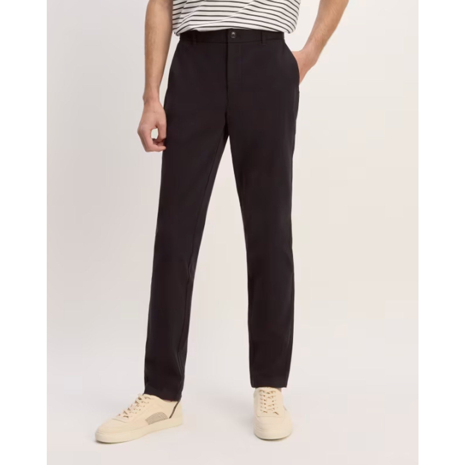 EVERLANE Mens Performance Chino Pants 36x34 Black Uniform Flat Front NWT