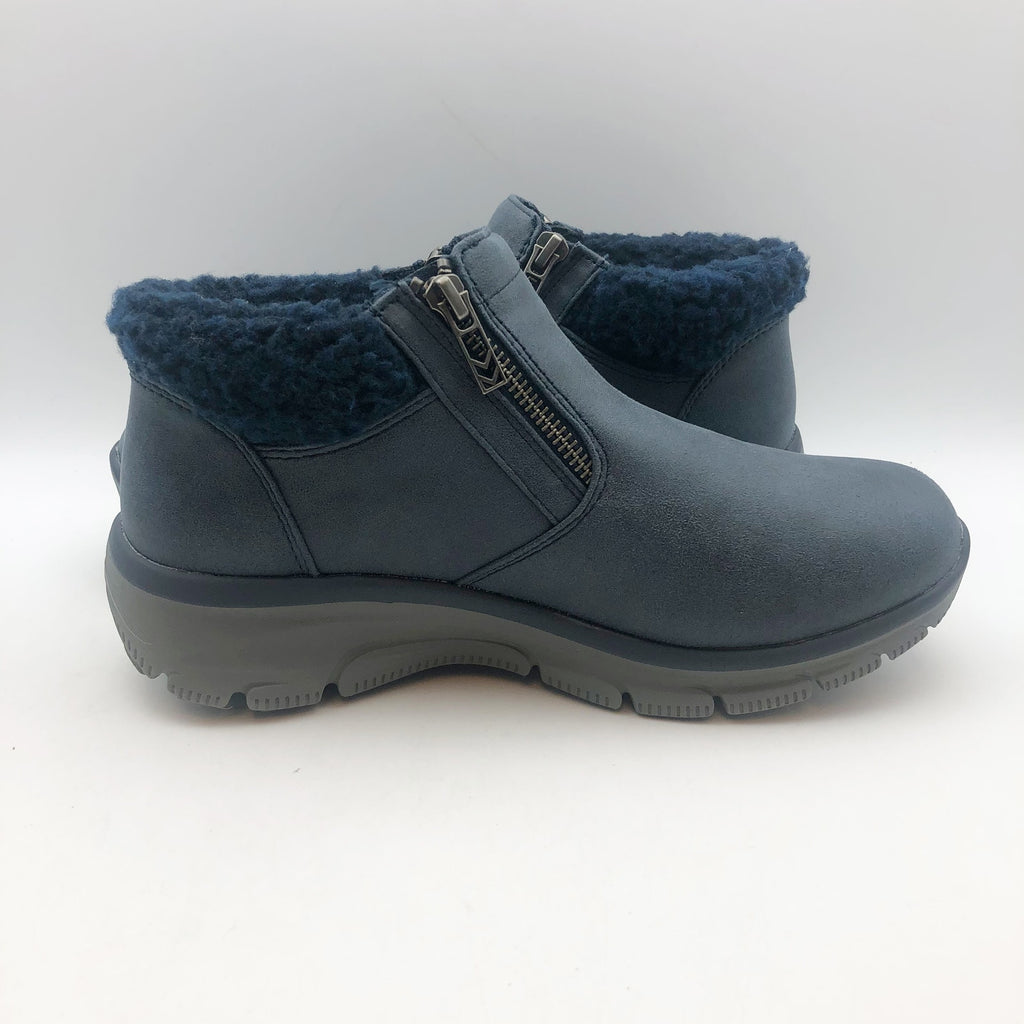Skechers Women Easy Going Ankle Boots US 7.5 Navy Blue Water Repellent Lined NIB