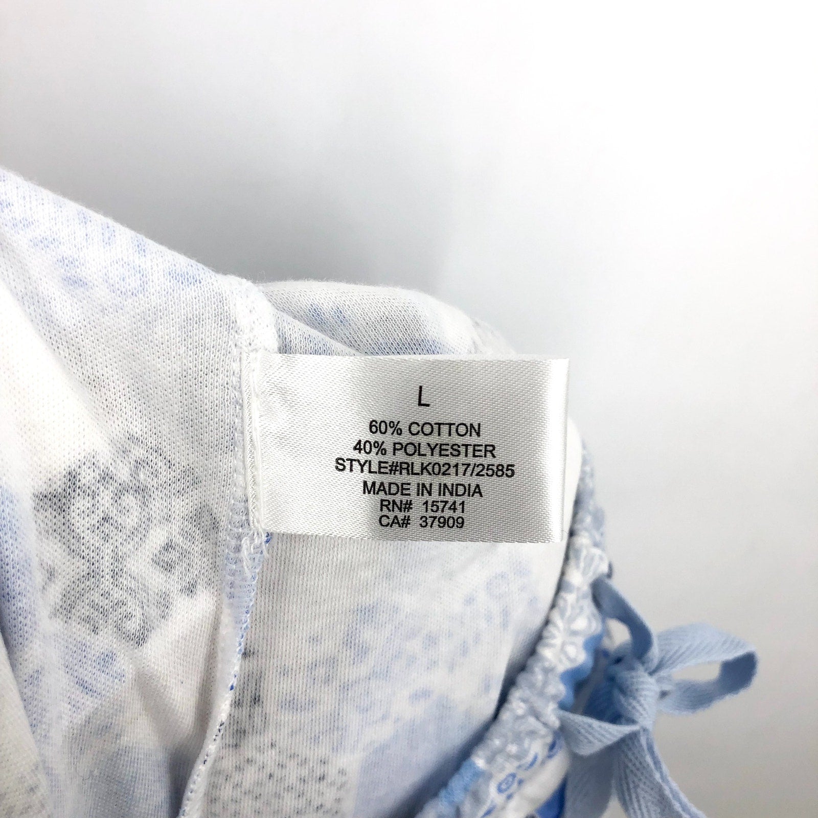 KAREN NEUBURGER Women's Crop Pajama Pants Large White Blue Mosaic NWT