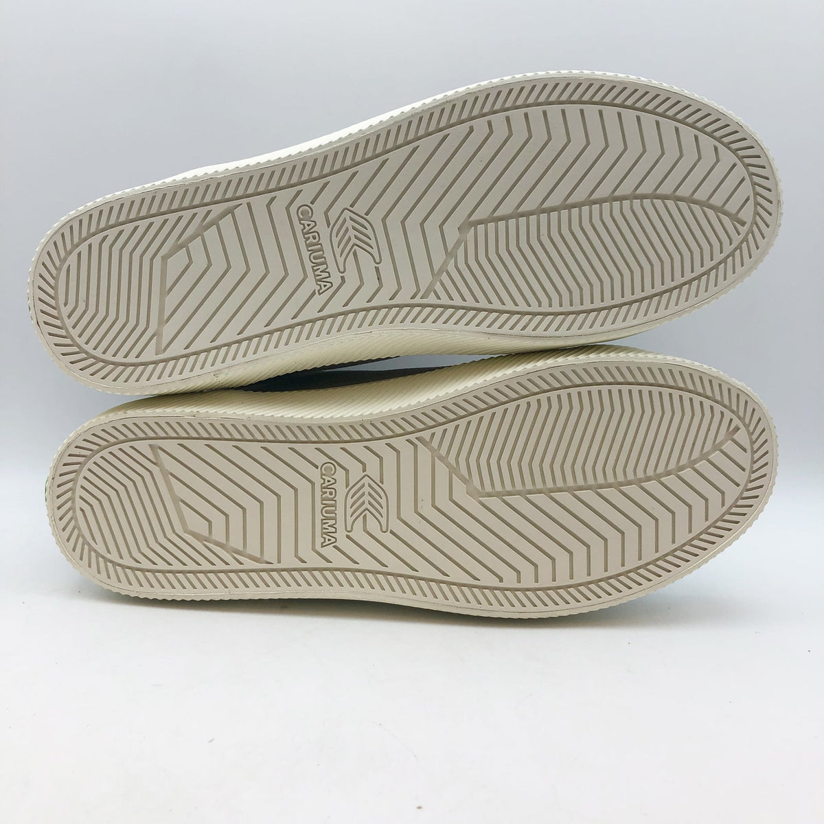 Cariuma OCA High Sneakers Womens 10.5 Mens 9 Cloud Grey Suede NIB