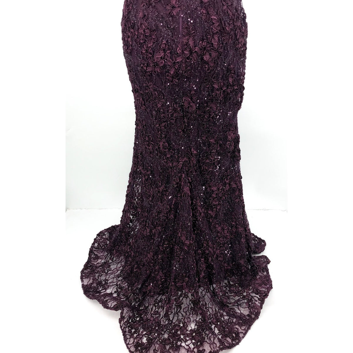 XSCAPE Jill Embroidered Lace Gown Size 12 Purple Off The Shoulder 4618X NWT