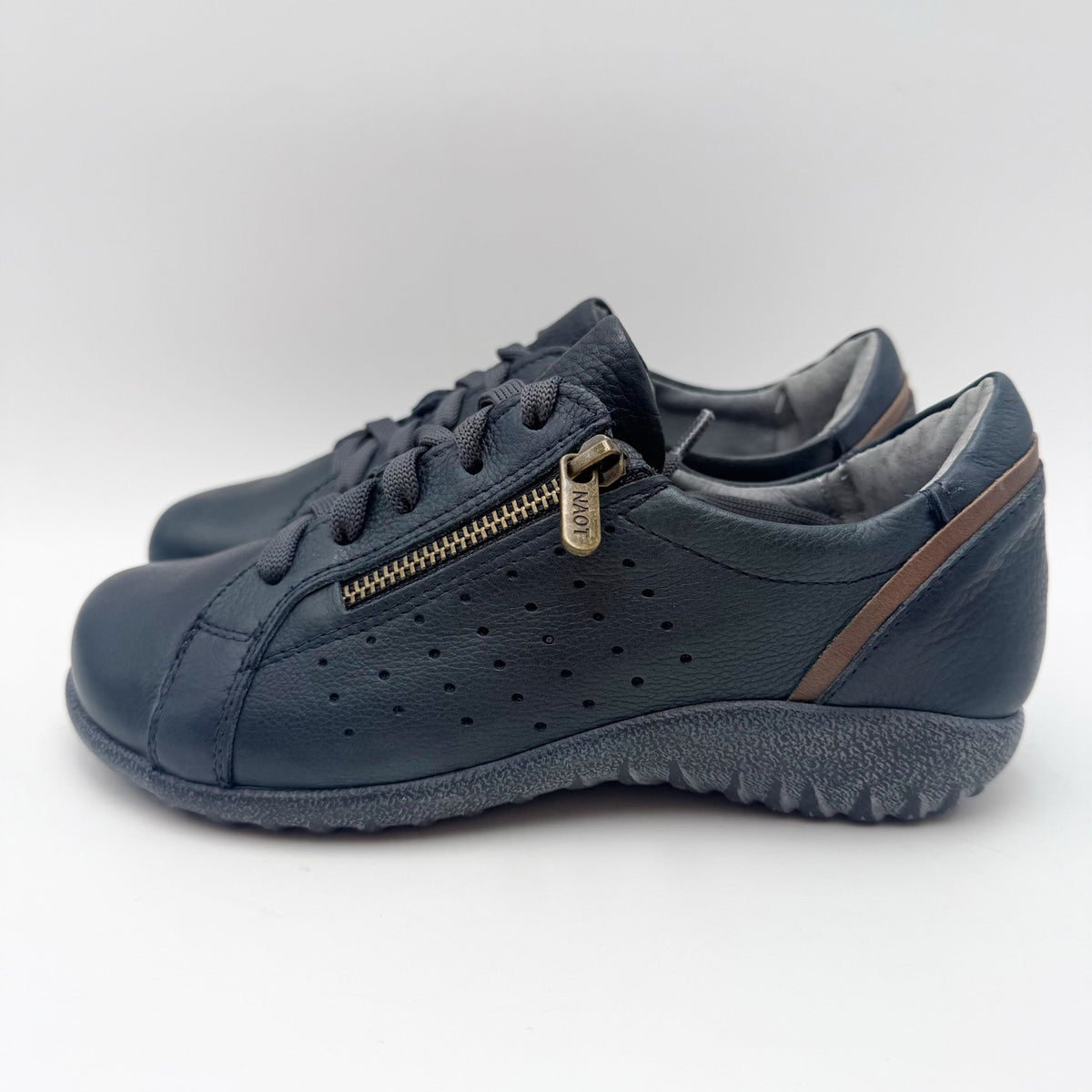 Naot Womens Moko Oxford Sneakers EU 35 US 4 M Navy Blue Nubuck Leather NWOB