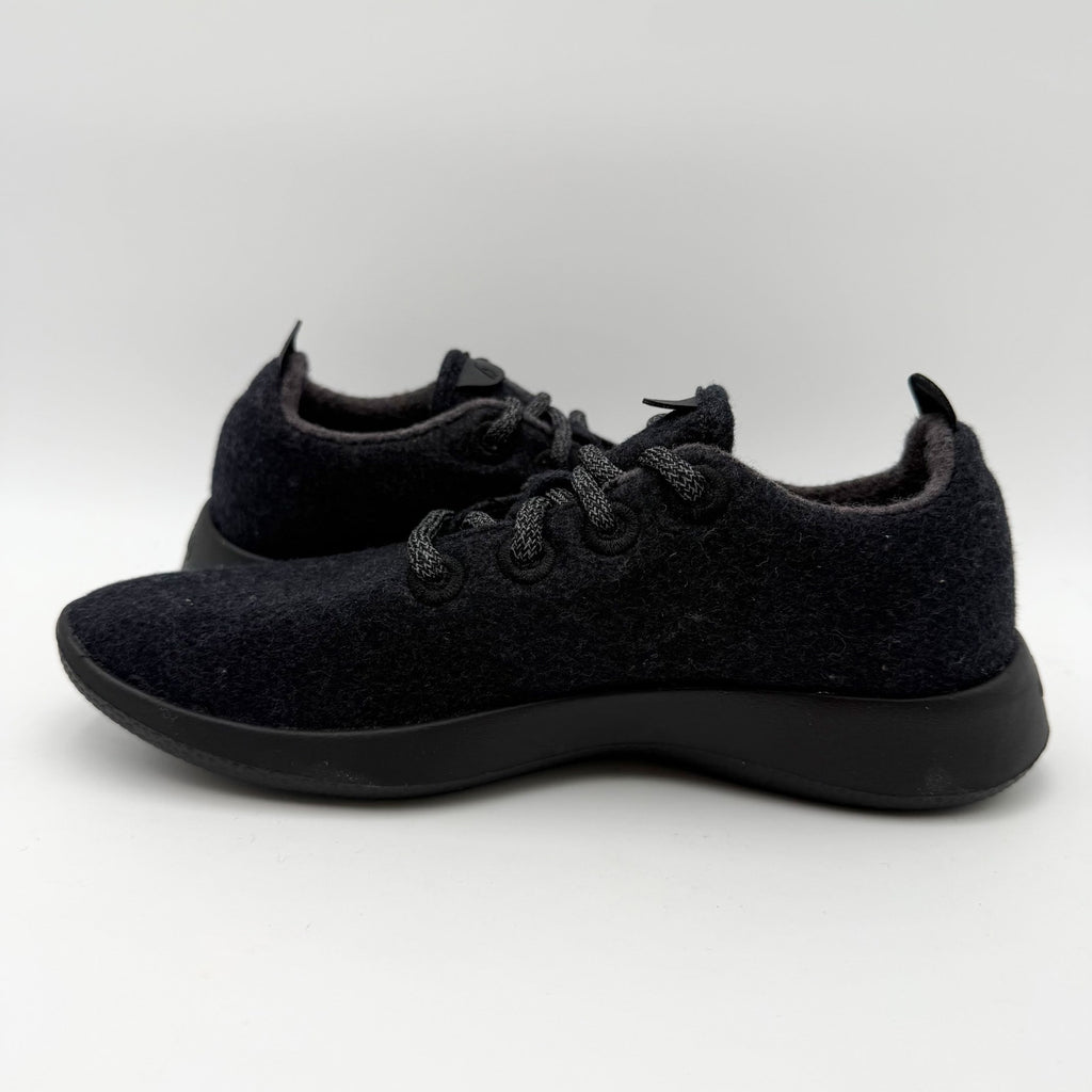 AllBirds Womens Wool Runner Casual Sneakers US 9 EU 39 Black Athletic NIB