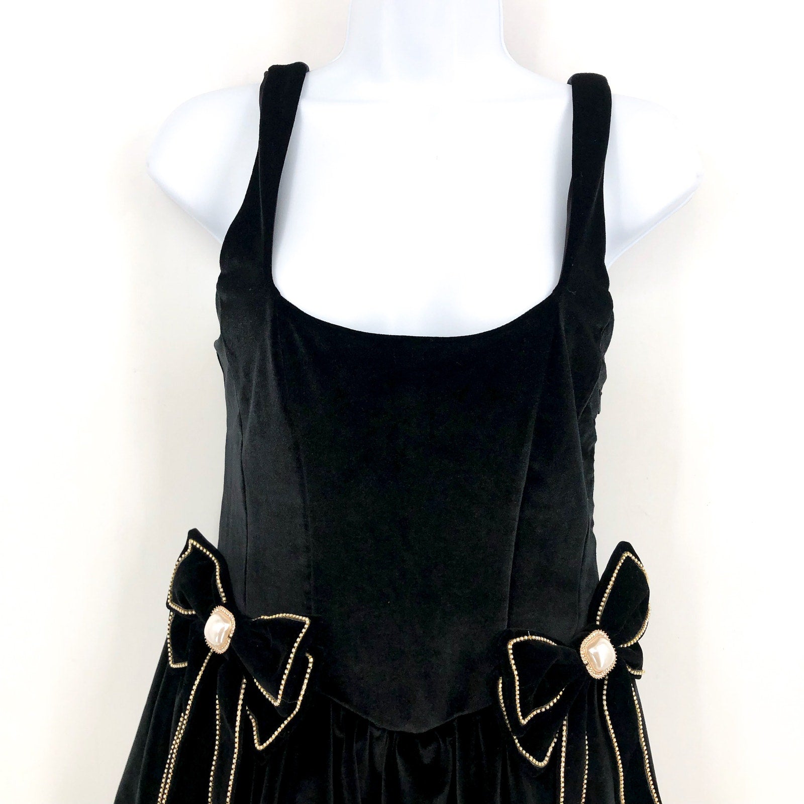 SHOW ME YOUR MUMU Women's Ricci Skort Dress Medium Black Velvet Bows NWT