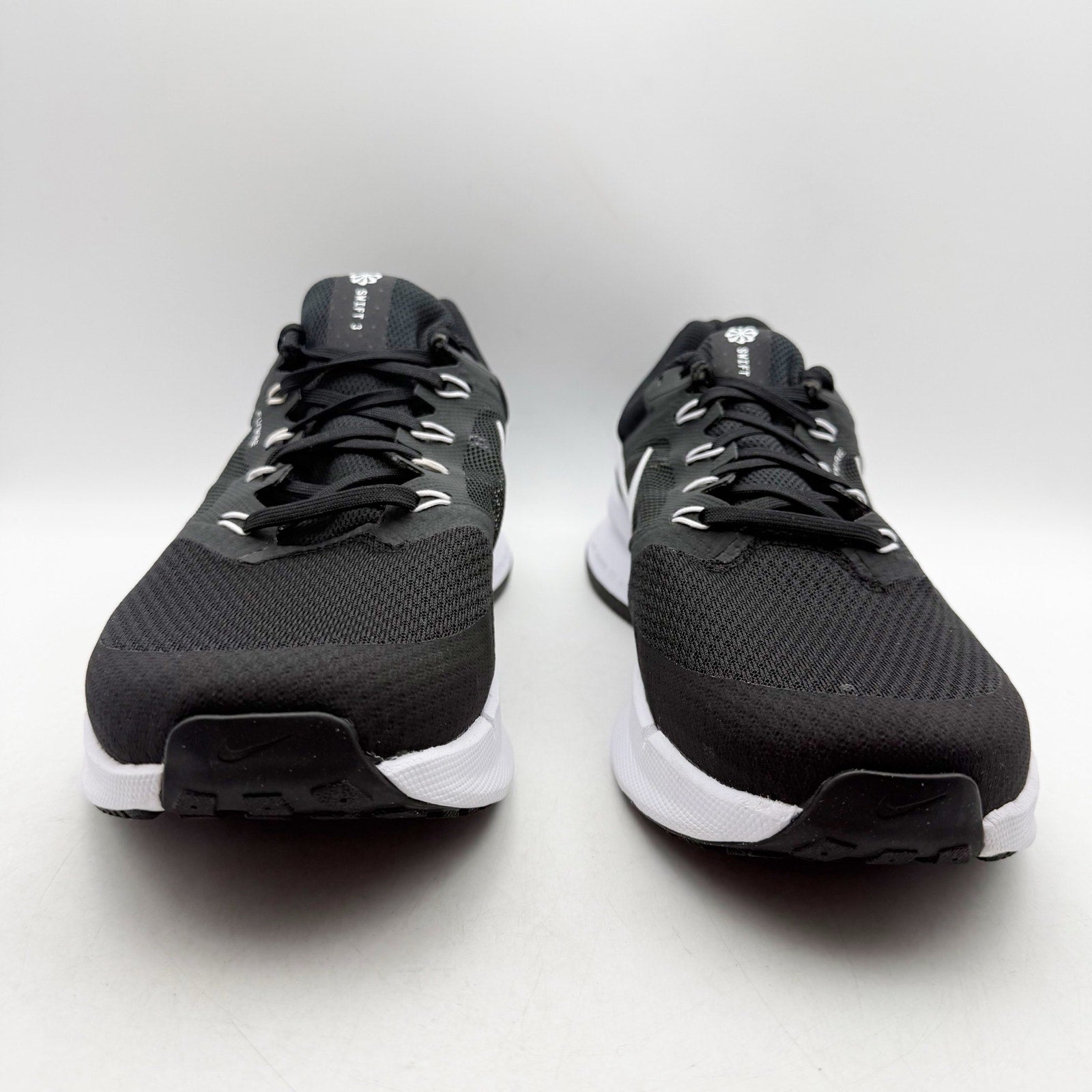 Nike Mens Run Swift 3 Running Sneakers US 9.5 Wide Black White Athletic NWOB