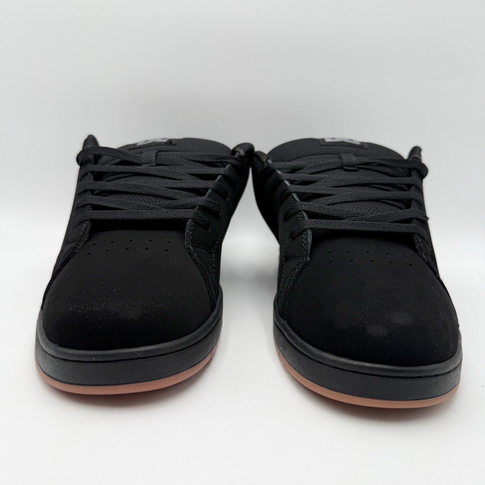 DC Mens Gaveler Low Top Skate Shoes Size 12.5 Black Casual Sneaker NWOB