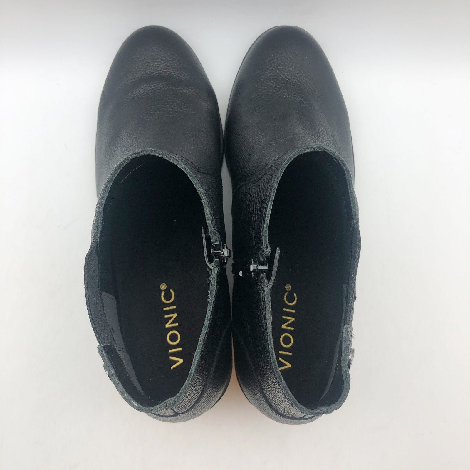 Vionic Womens Finn Ankle Booties US 8 EU 38.5 Black Leather Boots NWOB