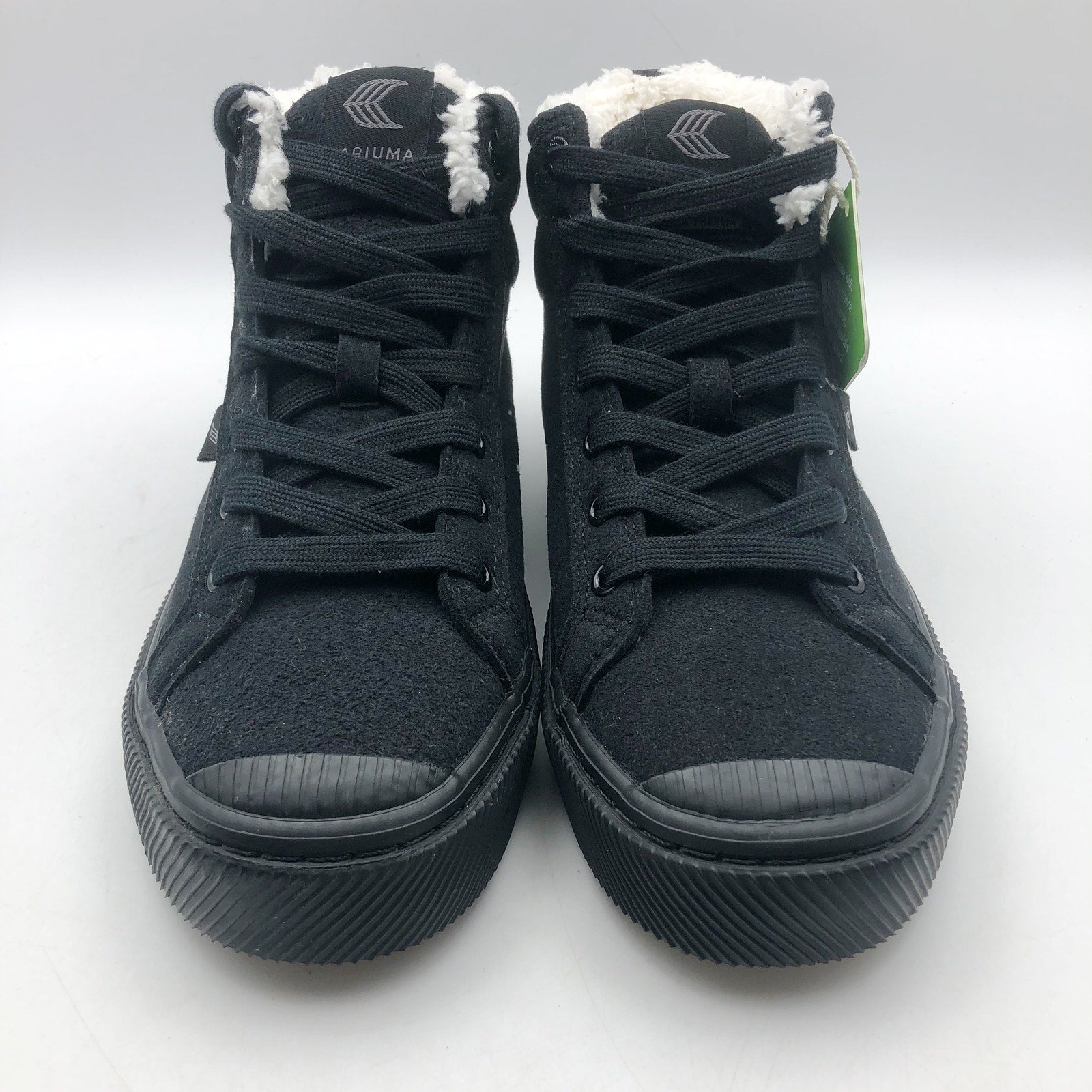 Cariuma Womens OCA Therma High Sneakers Size 6 Black Water Repllent Suede NIB
