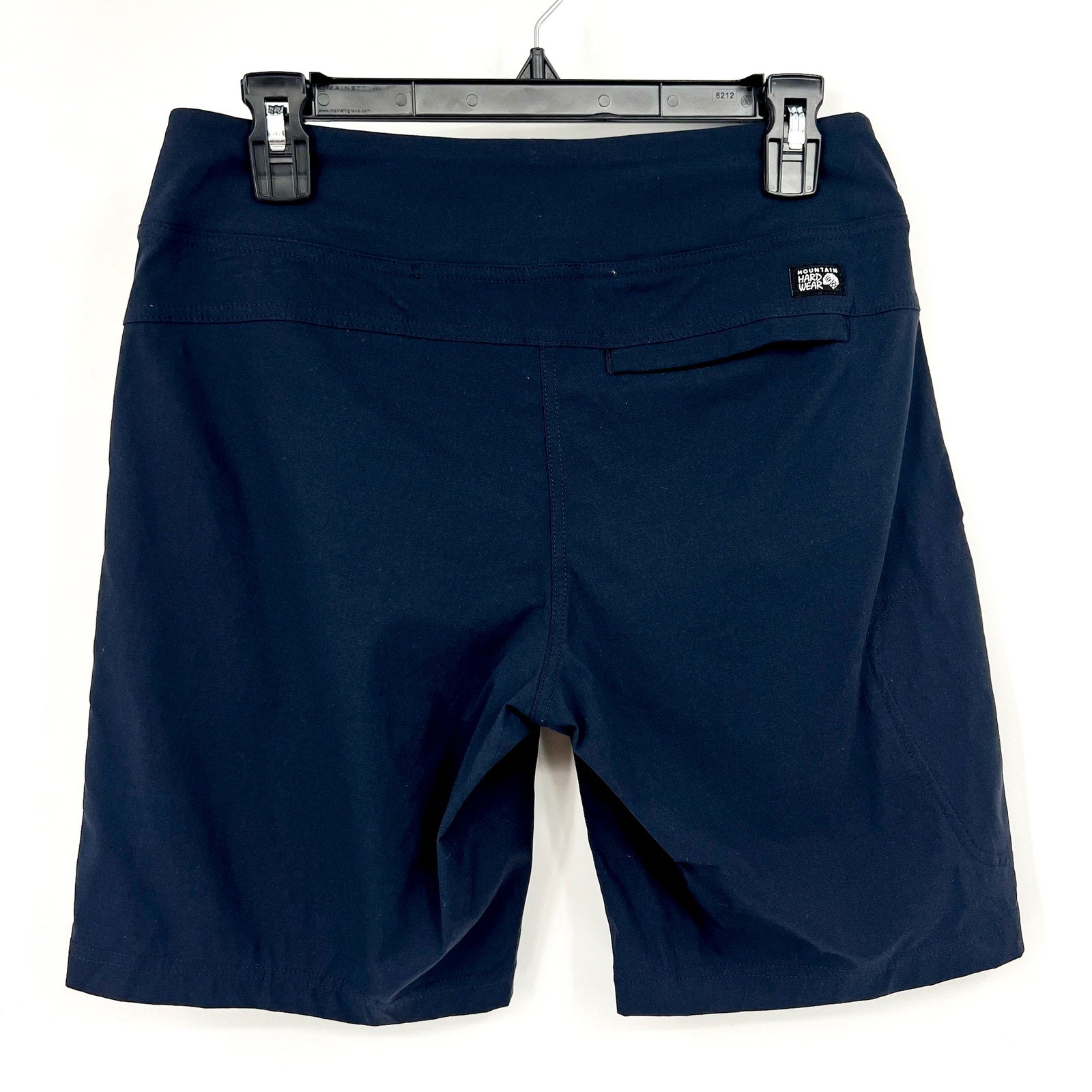 MOUNTAIN HARDWEAR Women's Dynama Bermuda Shorts Medium Blue Abyss NWT