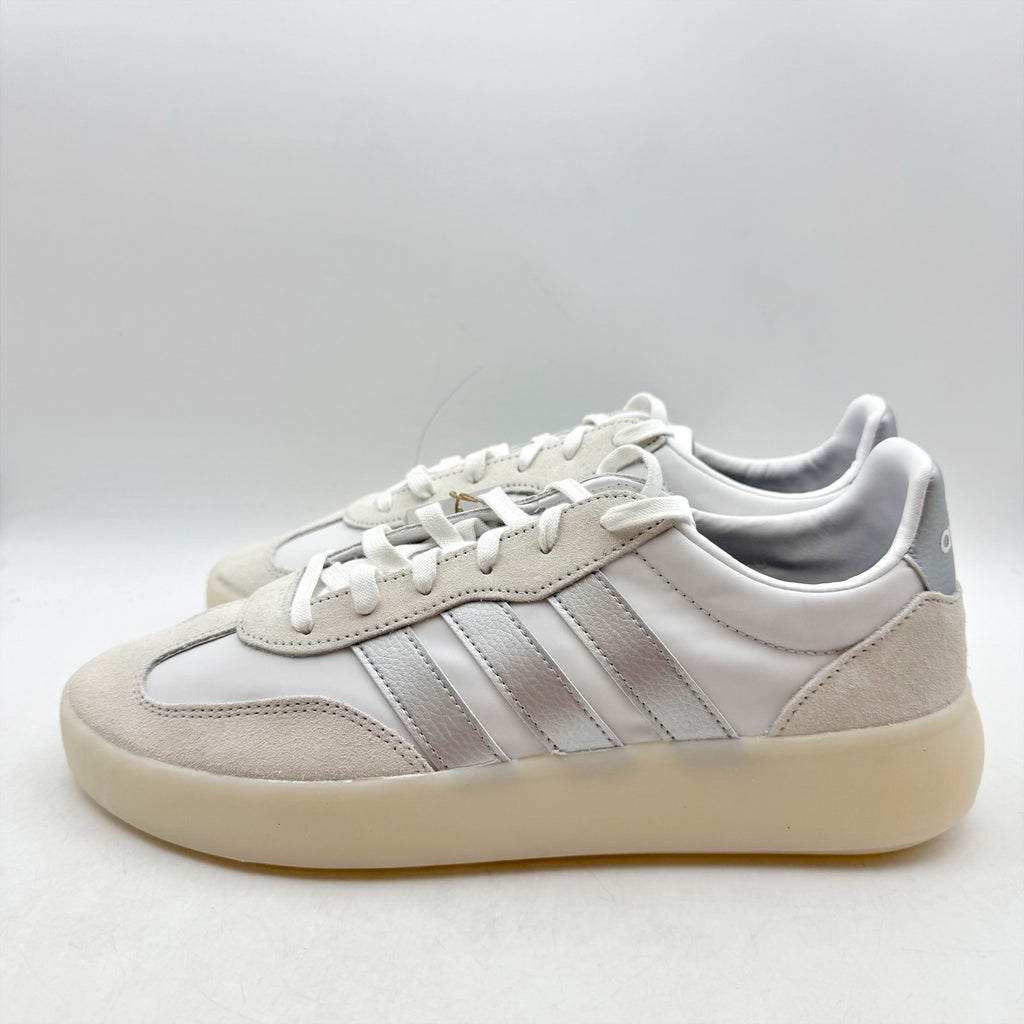 Adidas Womens Barreda Decode Casual Sneakers SIZE 11 White Silver Suede NIB