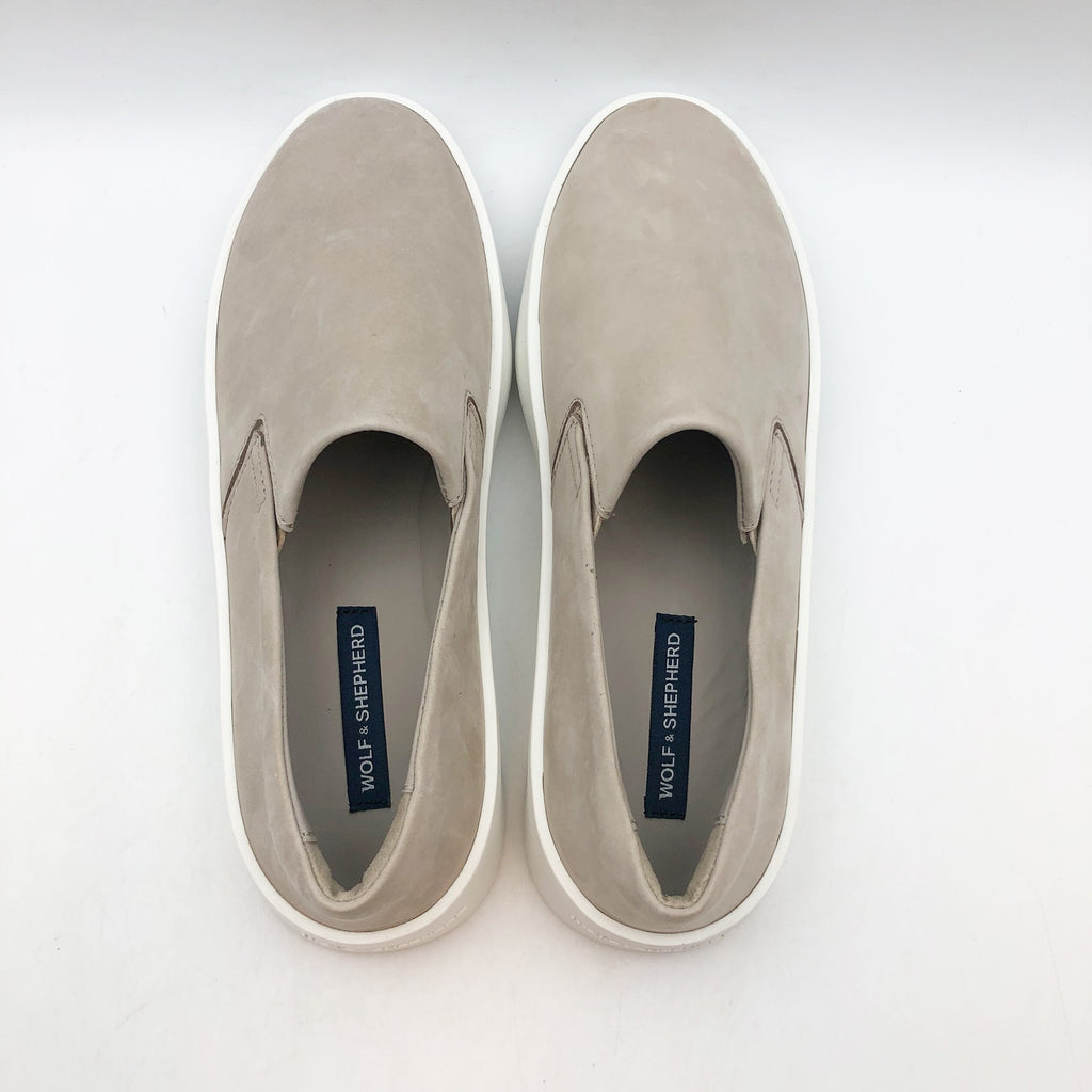 Wolf & Shepherd Womens Cruise Slip On Shoes Size 8 Warm Grey Leather NIB