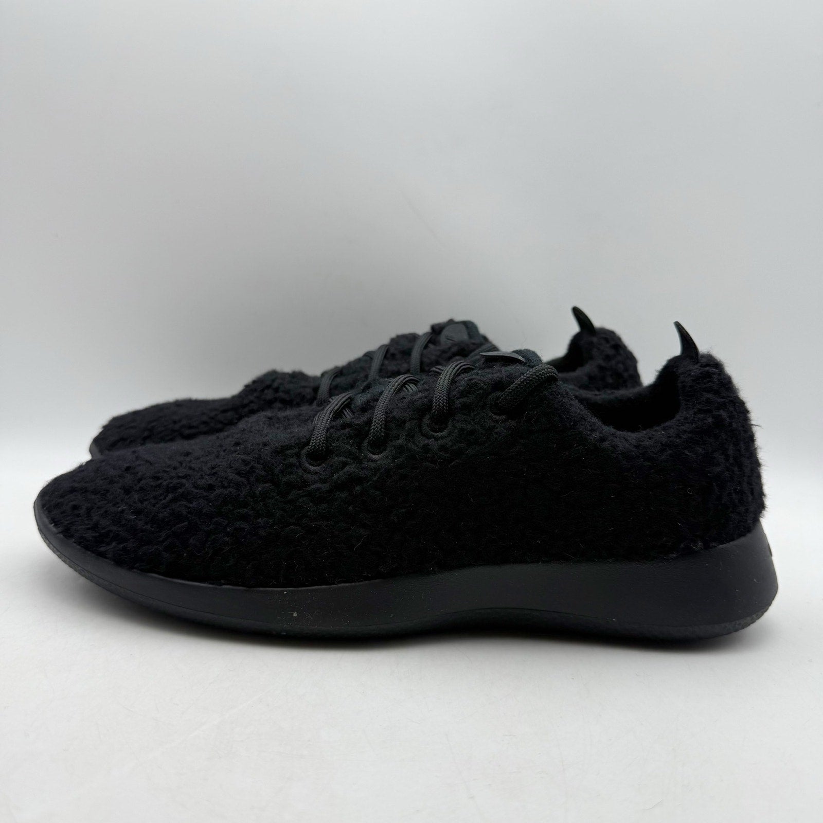 AllBirds Mens Wool Runner Fluff Casual Sneakers US 9 EU 41.5 Black Athletic NIB