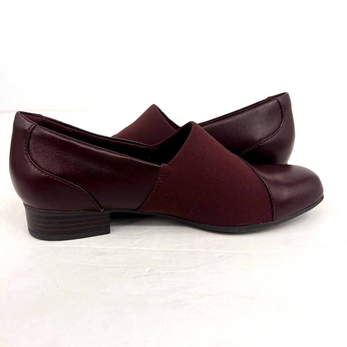 CLARKS Womens Juliet Gem Slip On Flats Loafers Size 6.5 Red Burgundy Leather NIB