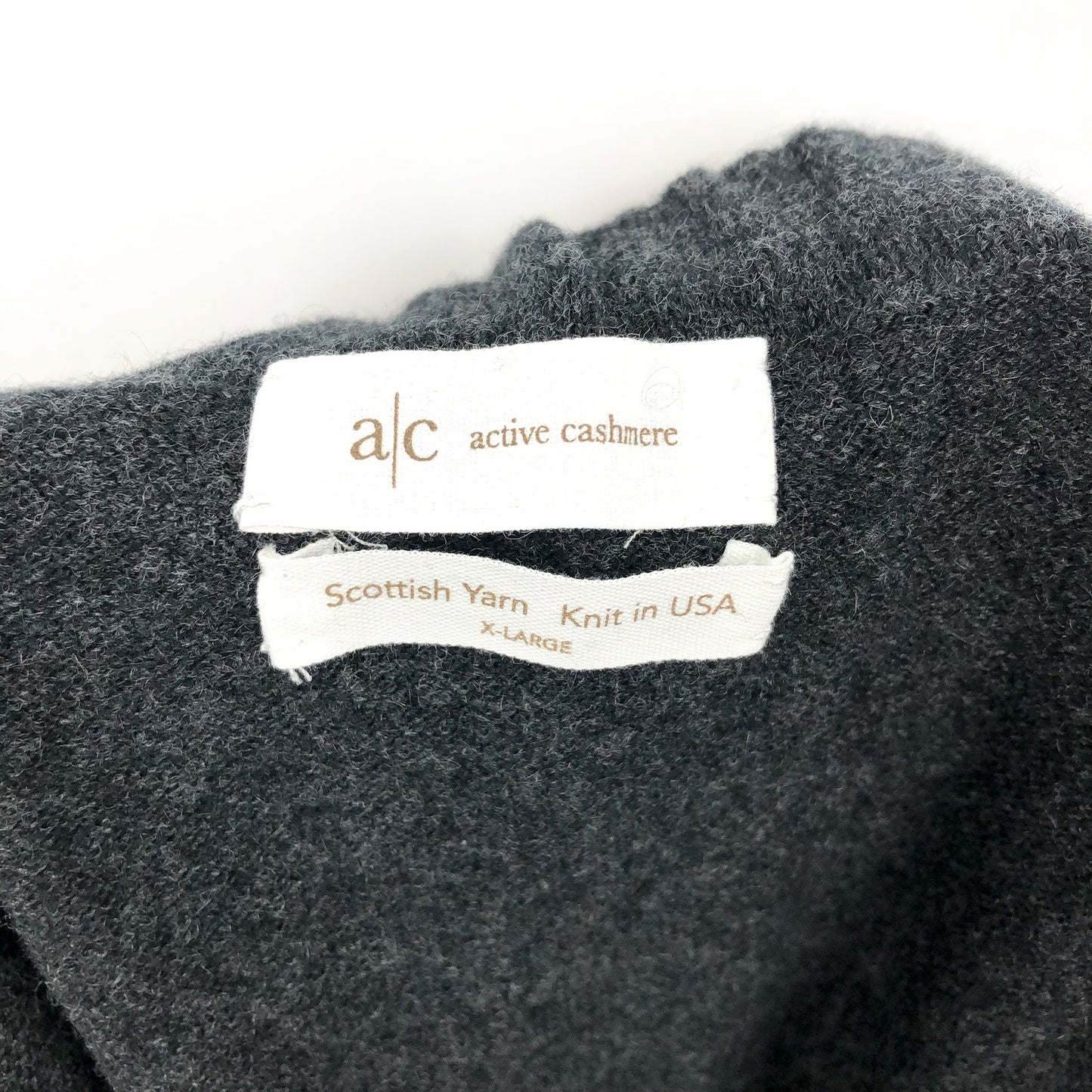 ACTIVE CASHMERE Men's Cashmere Shorts XL Grey Athletic Fit Seamless Charcoal NWT