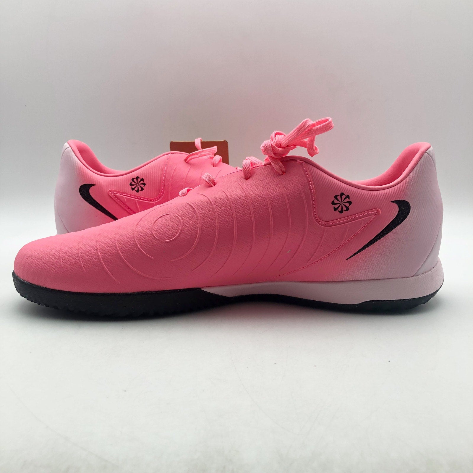 Nike Mens Phantom GX II Academy Indoor Court Soccer Shoes US 11 Pink FJ2581 NWOB