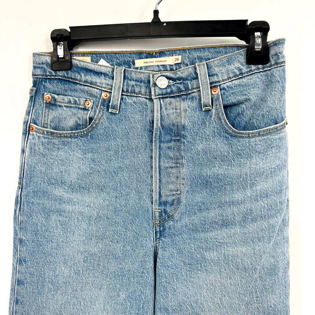 LEVI'S Womens Ribcage Straight Leg Jeans 26x32 Light Wash 79078-0010 EUC