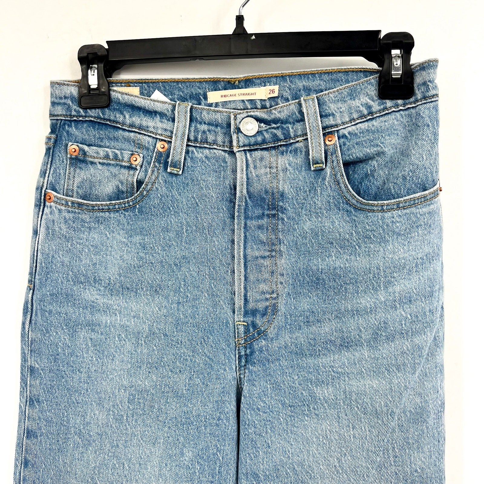LEVI'S Womens Ribcage Straight Leg Jeans 26x32 Light Wash 79078-0010 EUC