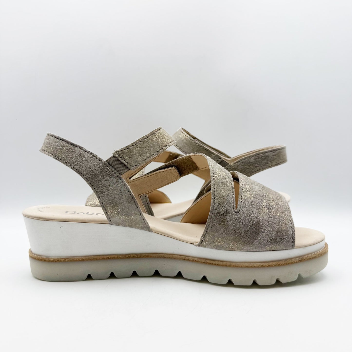 Gabor Womens 24.640 Wedge Sandals US 8 UK 5.5 Gold Metallic Leather Strappy NIB