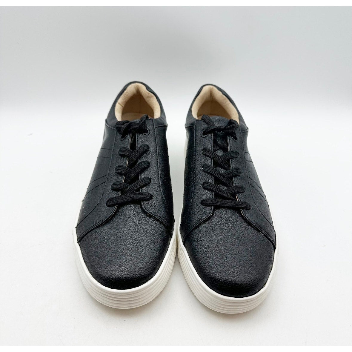 SOUL NATURALIZER Womens Neela Casual Sneakers Size 9.5M Black White NWOB
