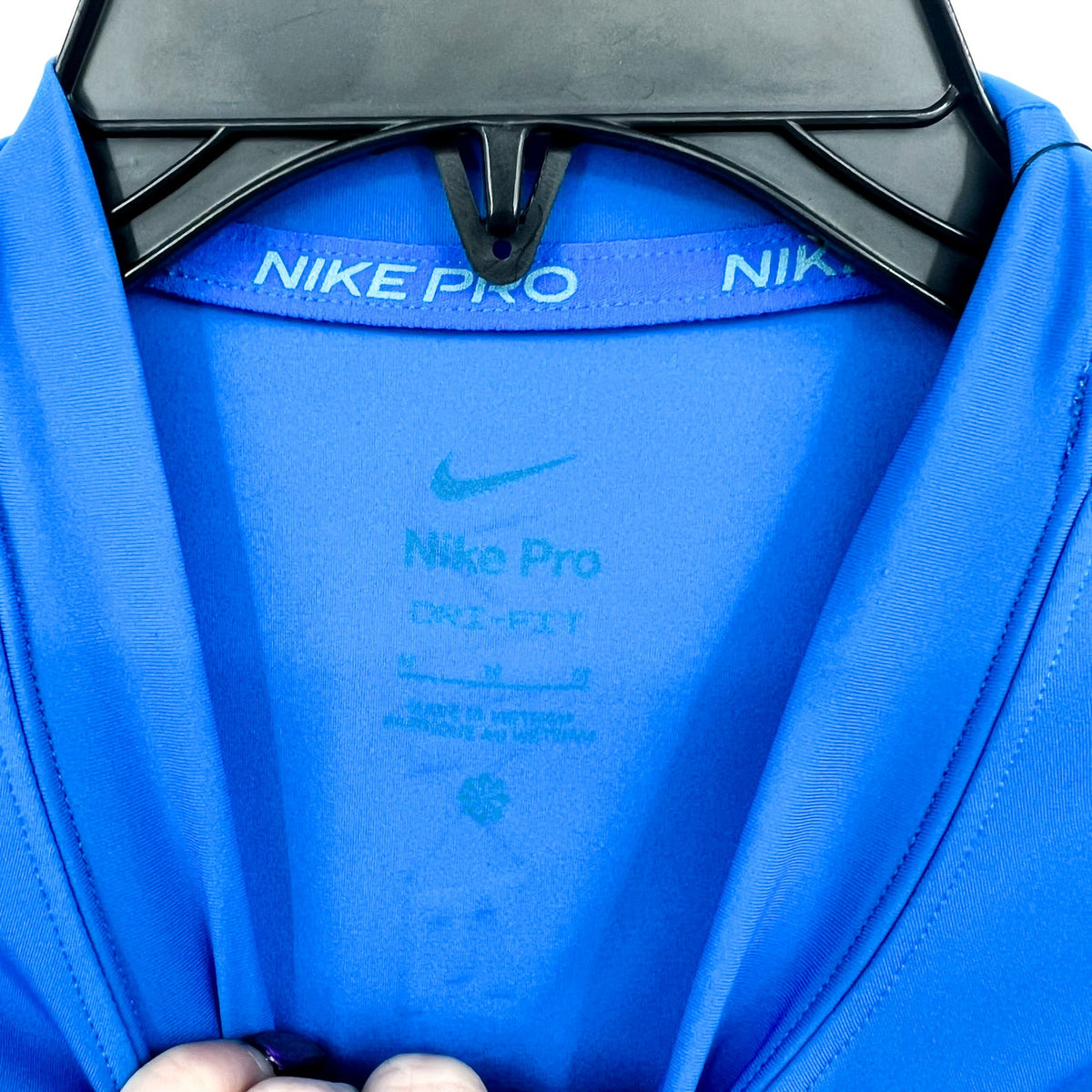 NIKE PRO Women's Dri-FIT Short-Sleeve Cropped Top Medium Royal Blue Tshirt NWT