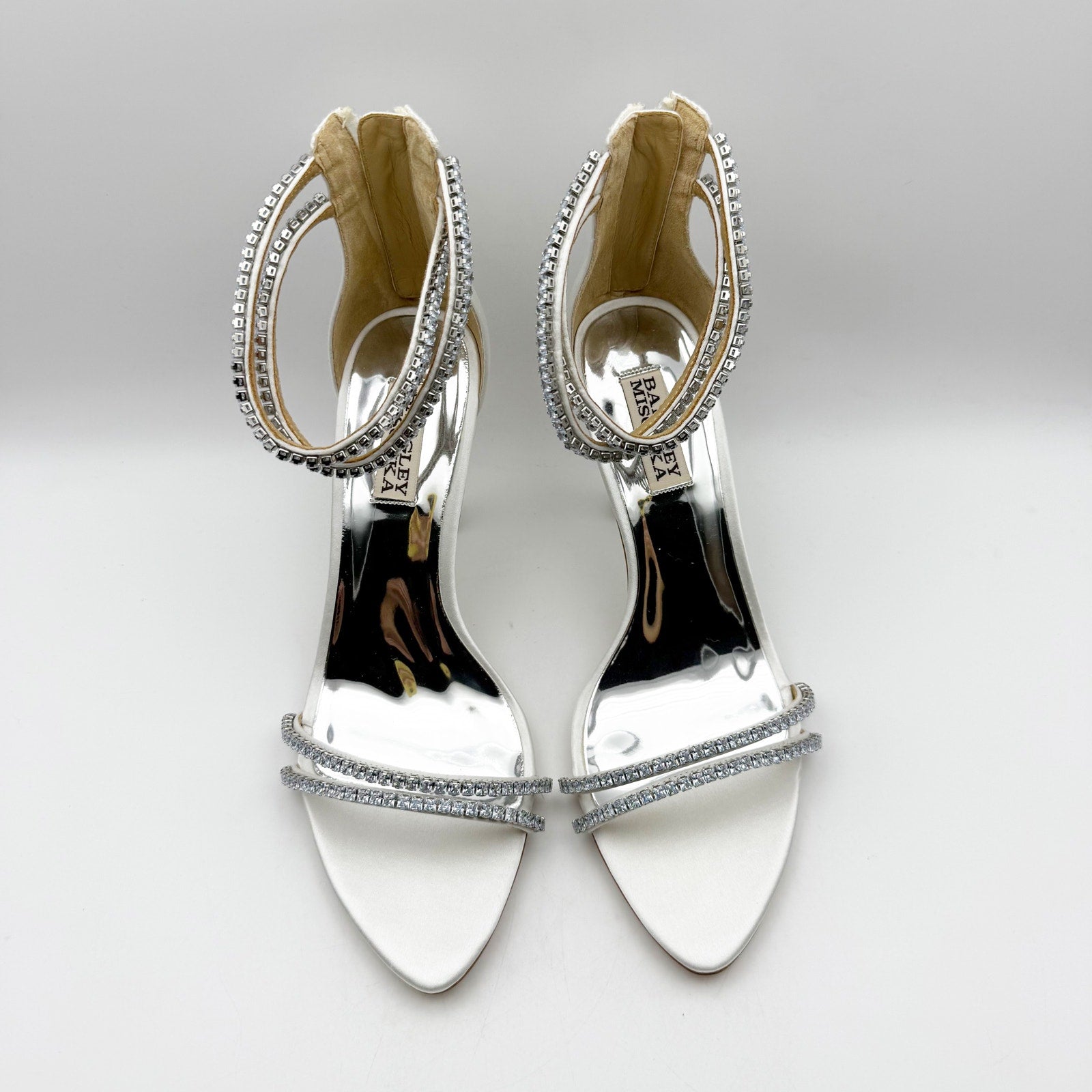 Badgley Mischka Womens Logan Heeled Sandals US 8.5 Silver Leather Crystal NIB