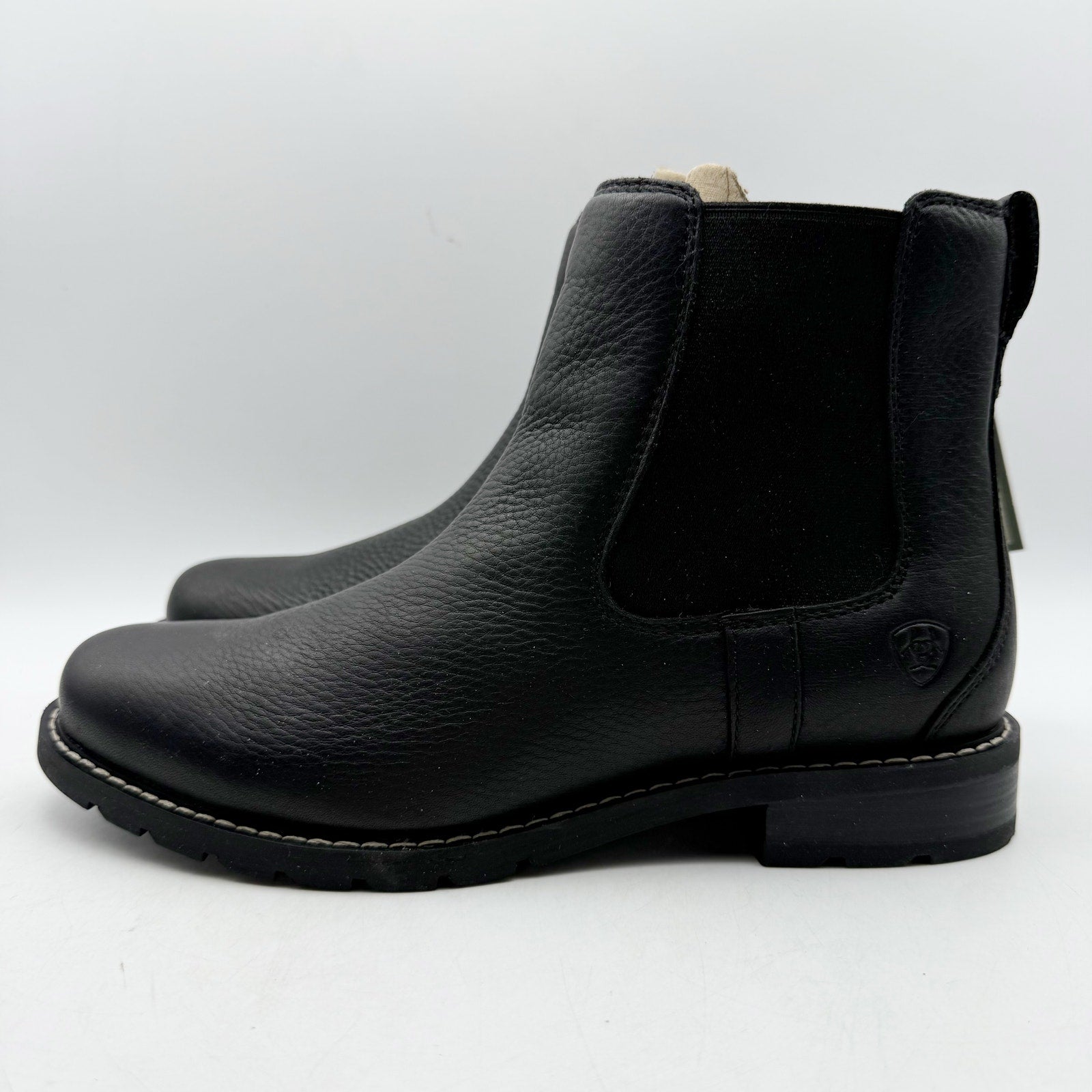 Ariat Womens Wexford Chelsea Boots US 7.5 B Black Leather Waterproof NWOB