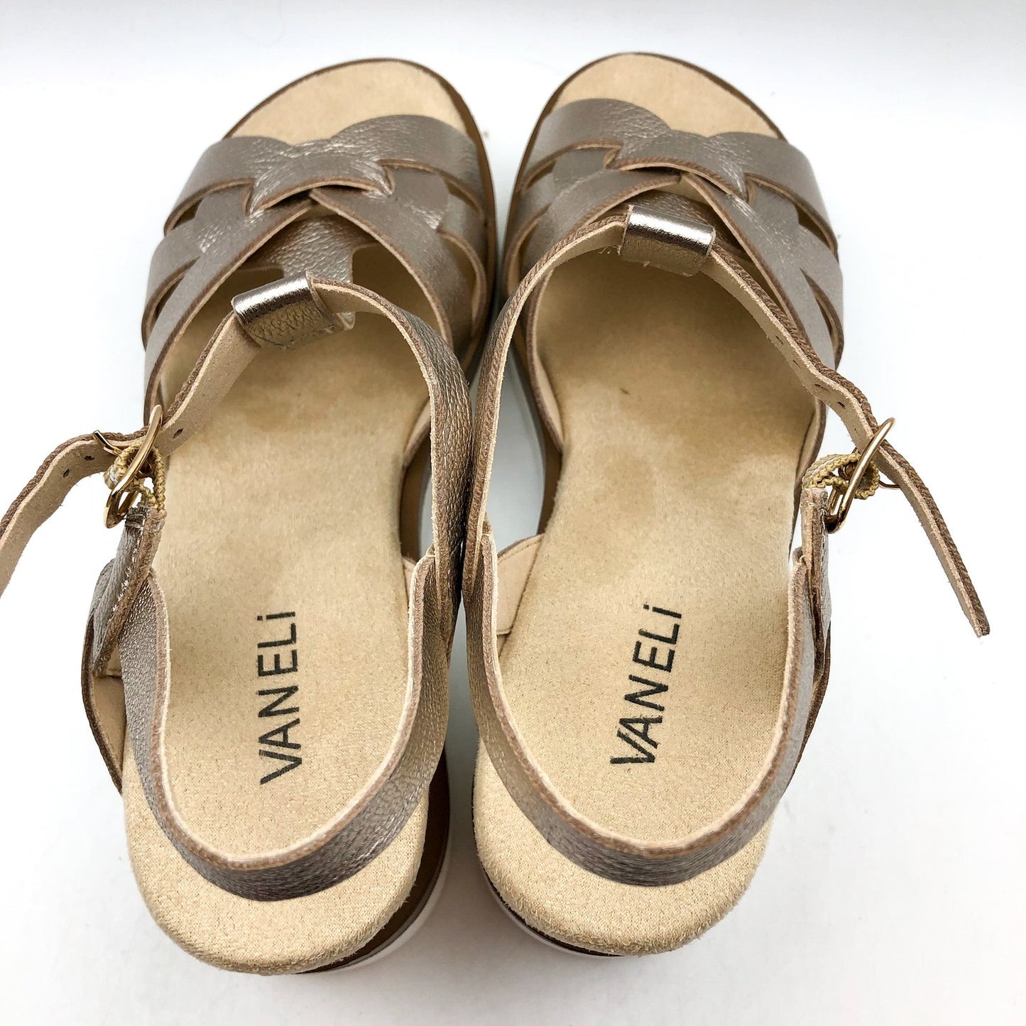 Vaneli Womens Carly Cork Casual Sandals US 8 Narrow Shell Metallic Leather NIB