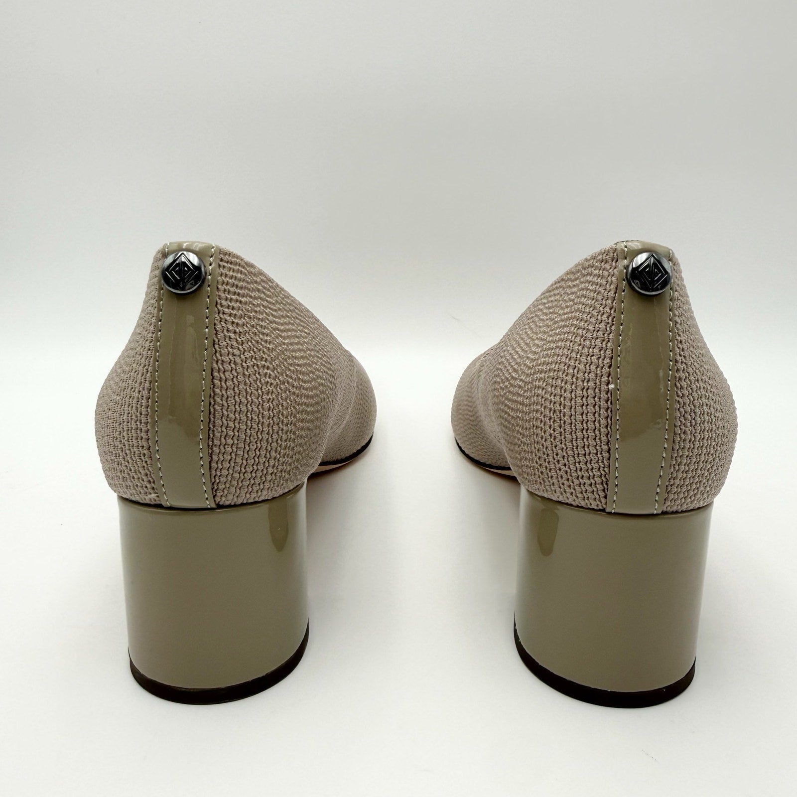 Donald Pliner Womens Suzette Heels Size 7.5 M Taupe Stretch Knit Pumps NIB