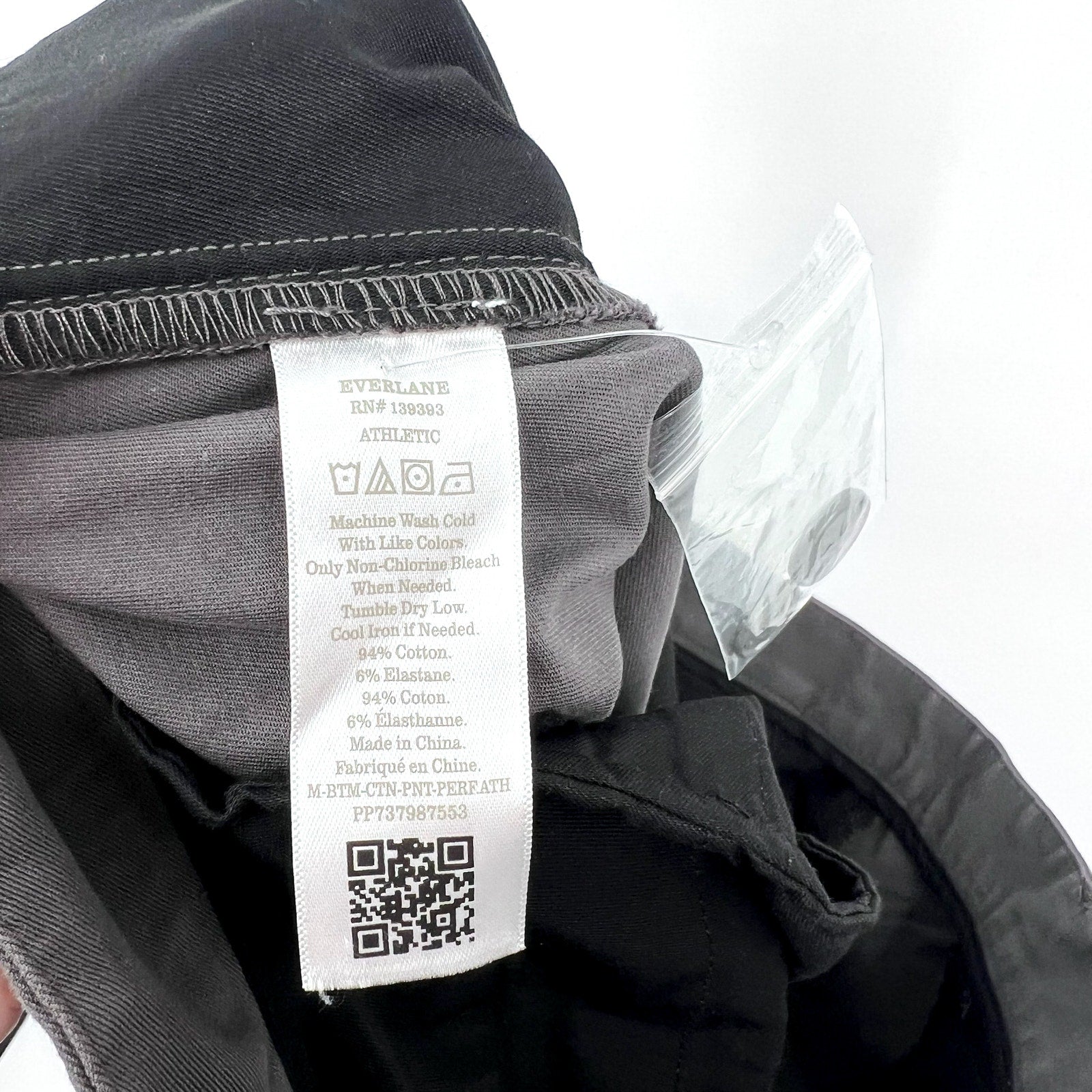 EVERLANE Uniform Mens Performance Chino Pants 38x30 Slate Grey Athletic Fit NWT