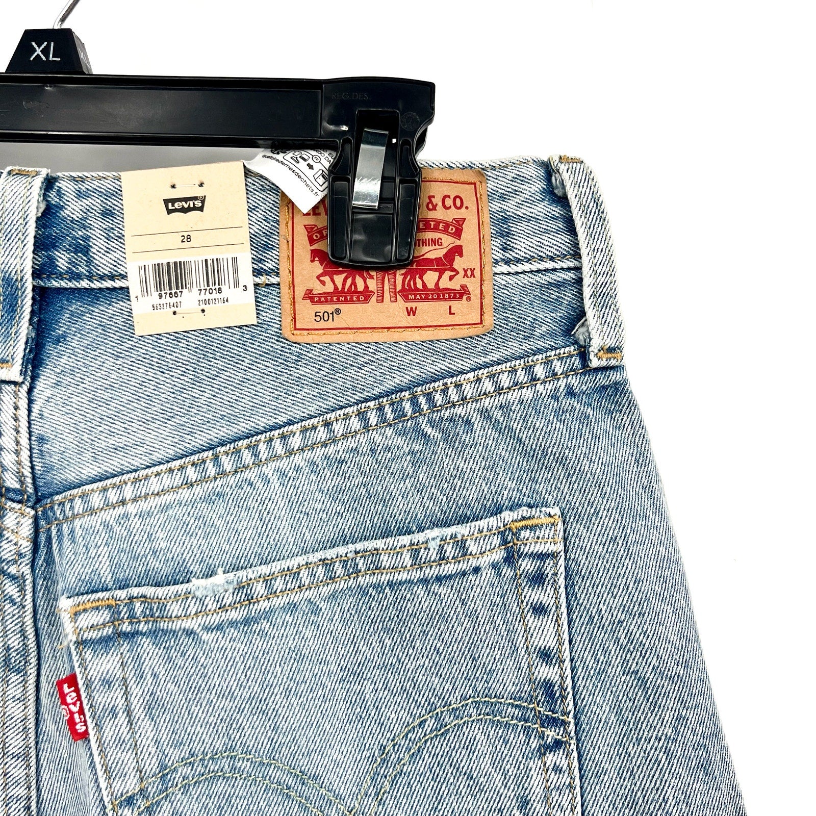 LEVI'S Womens 501 Original Fit Denim Shorts Size 28 US 6 Blue 56327-0407 NWT