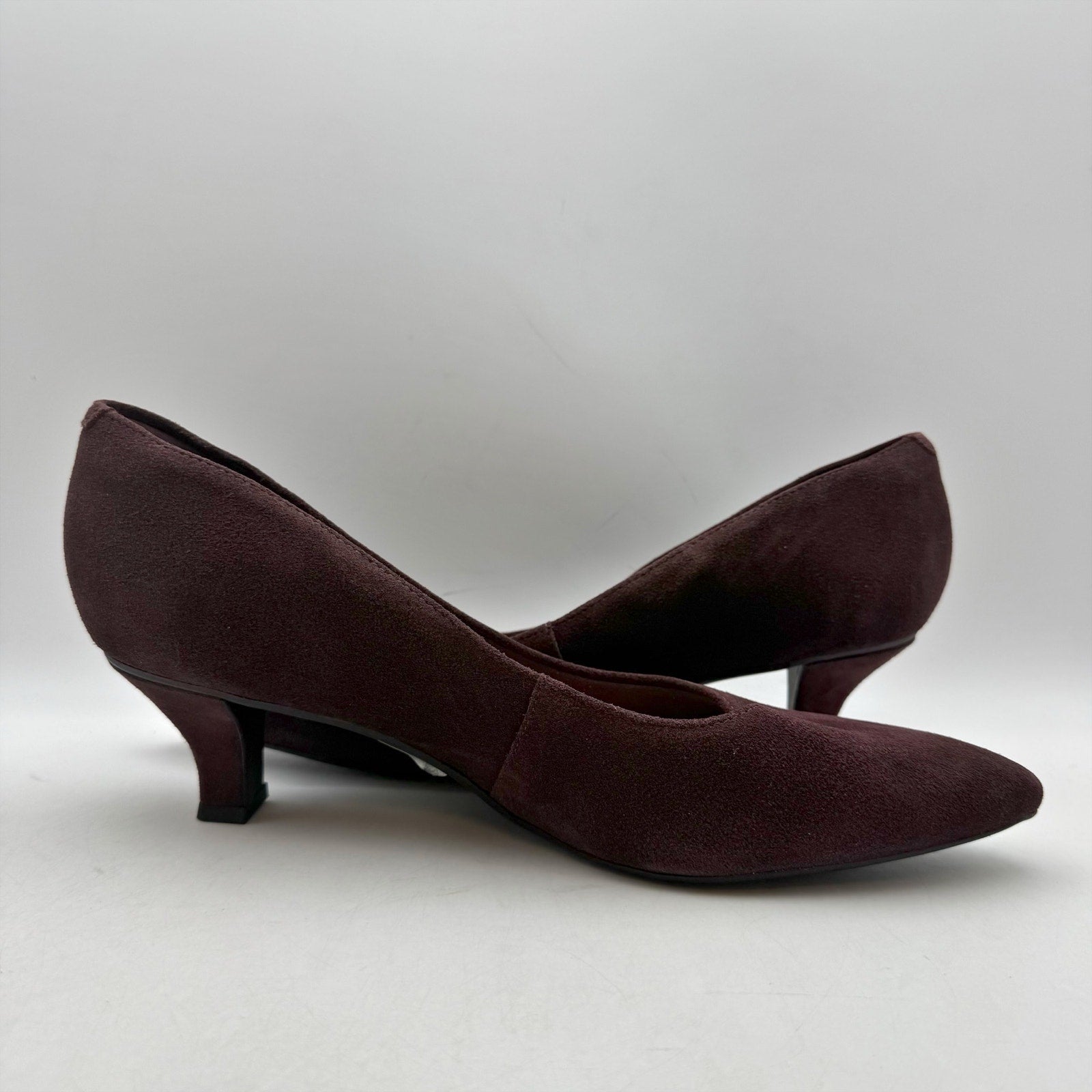 Clarks Womens Kepley Vine Pumps US 11 M Burgundy Purple Heels Suede NWOB