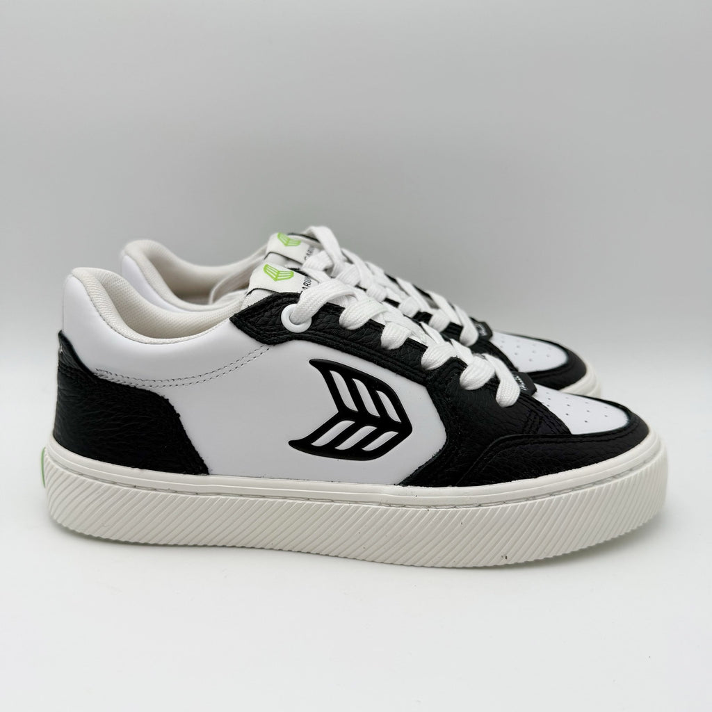 CARIUMA Womens Vallely Low Top Sneakers Size 7 Black White Leather NIB
