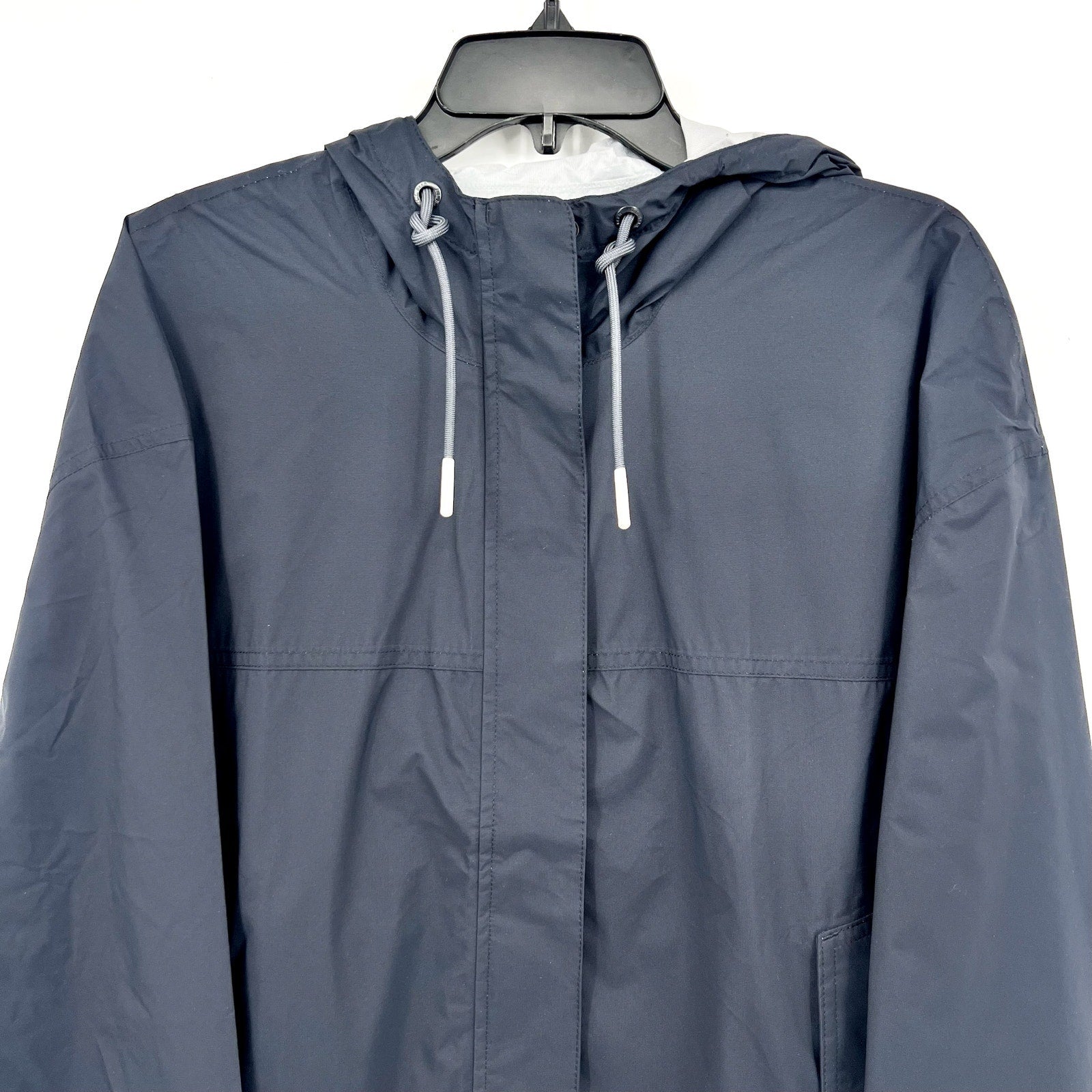 L.L. BEAN Women's Wharf Street Rain Jacket Large Reg Midnight Black Hooded NWT