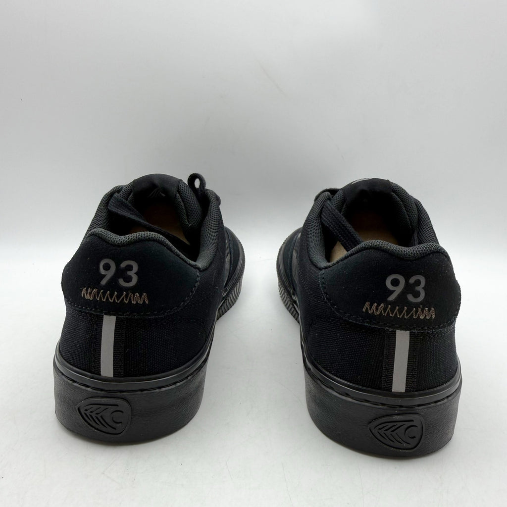 Cariuma x SPoT Womens NAIOCA PRO Sneakers Size 7.5 Black Canvas NIB