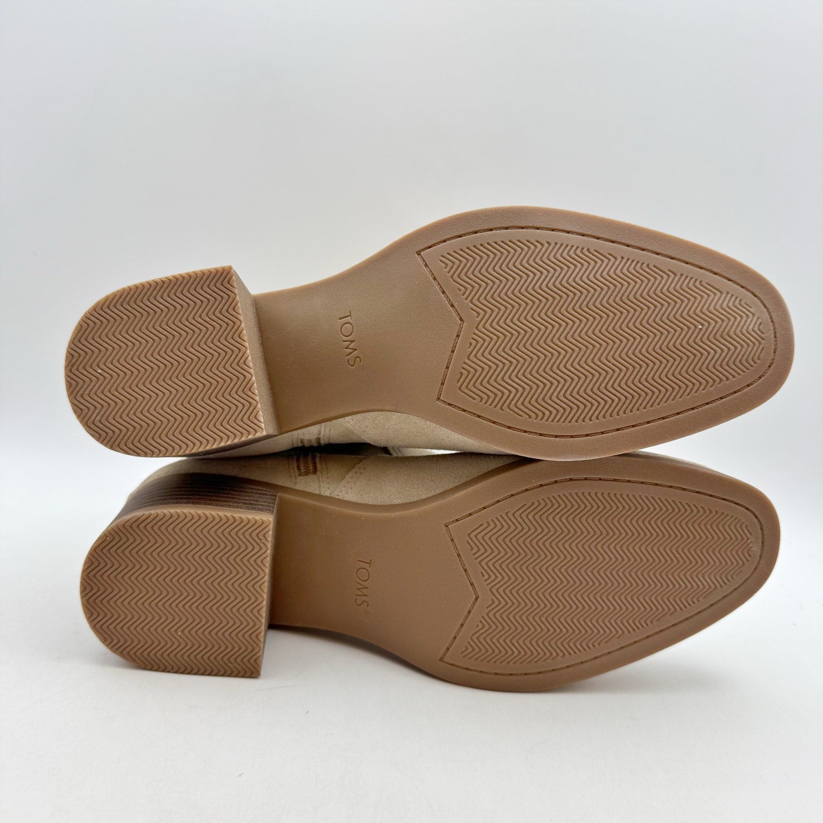 TOMS Womens Delilah Ankle Booties US 7.5 EU 38 Tan Suede Water Repellent NWOB