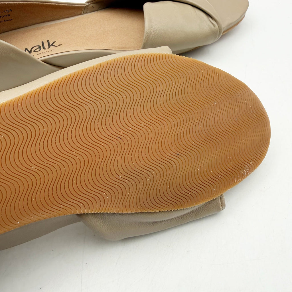 SoftWalk Womens Cypress Slip On Flats US 10 M Tan Beige Leather Open Toe NWOB