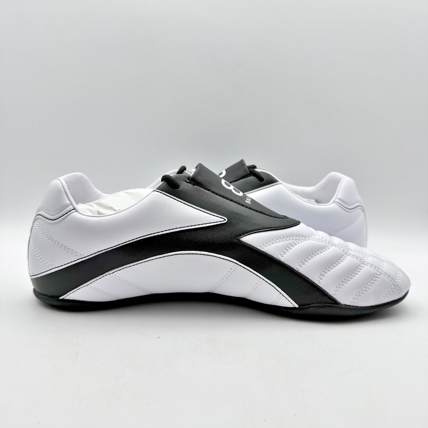 Balenciaga Womens Zen Sneakers US 9 M EU 42 White Black Casual NWOB