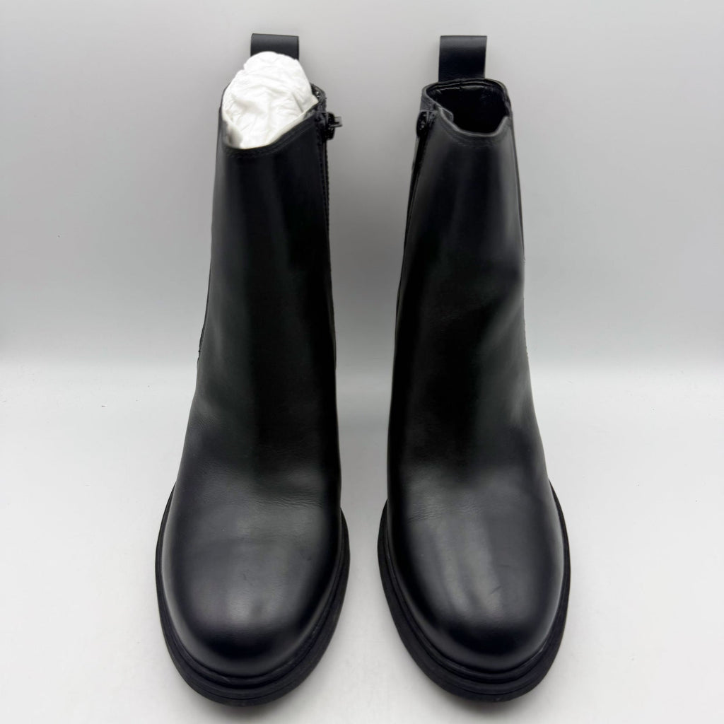VIONIC Womens Truckee Booties Size 9 Wide Black Leather Waterproof NIB