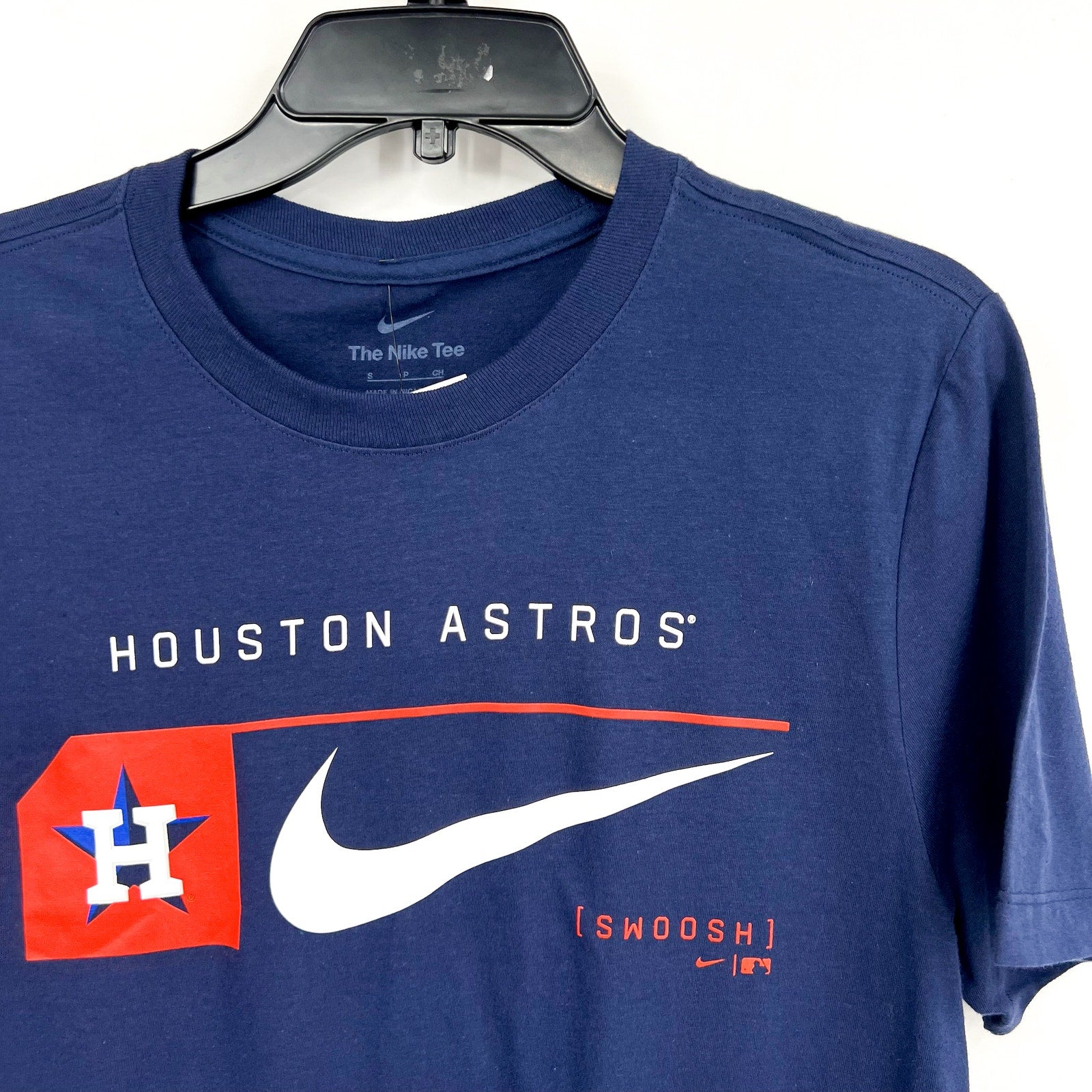 NIKE Mens Houston Astros Swoosh Lockup T-Shirt Small Navy Short Sleeve NWT