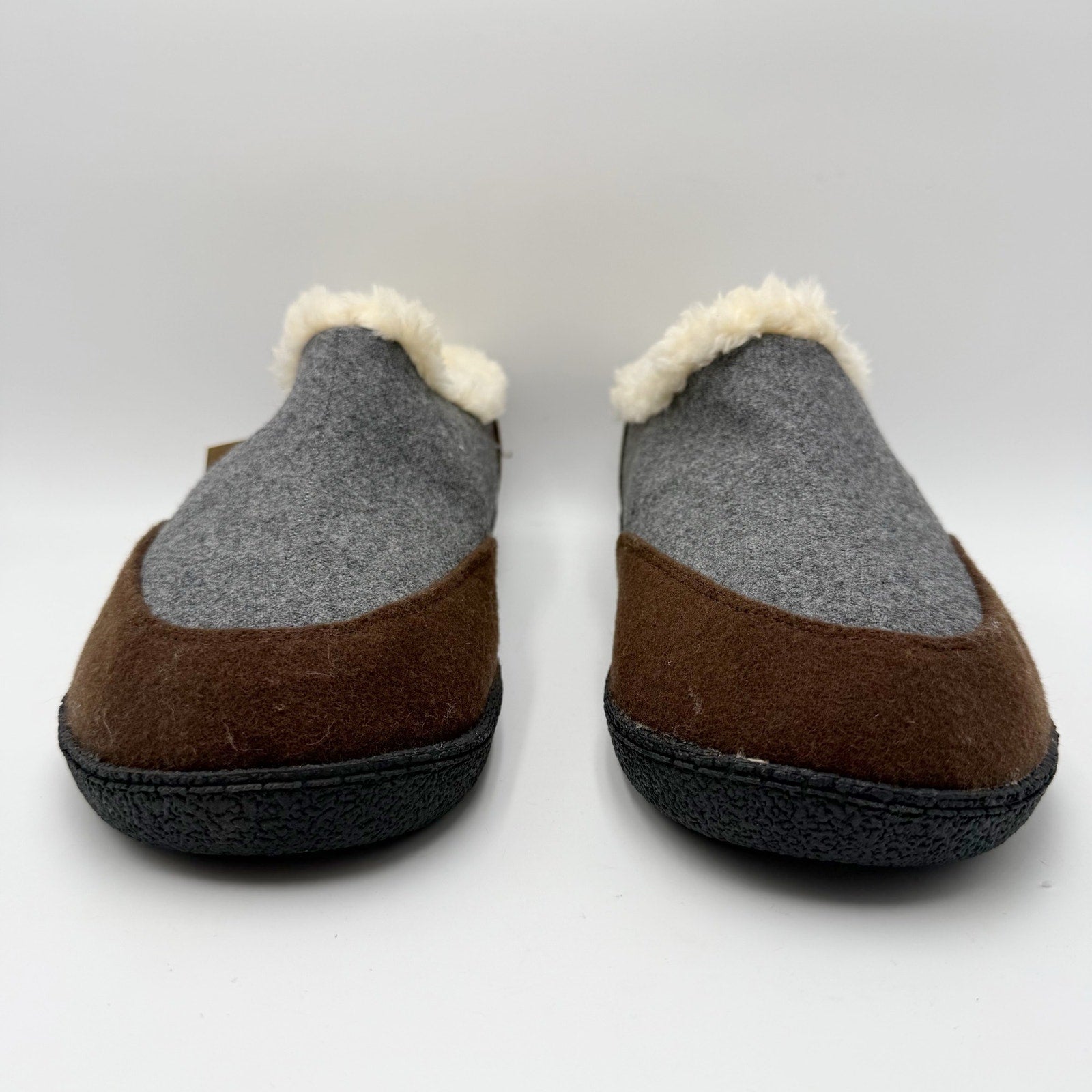 Kamik Mens Cabin Slippers Size 11 EU 44 Dark Brown Felt Microsuede NWOB